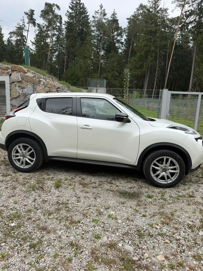 Nissan Juke 1.2 DIG-T N-Connecta Weiß - 1
