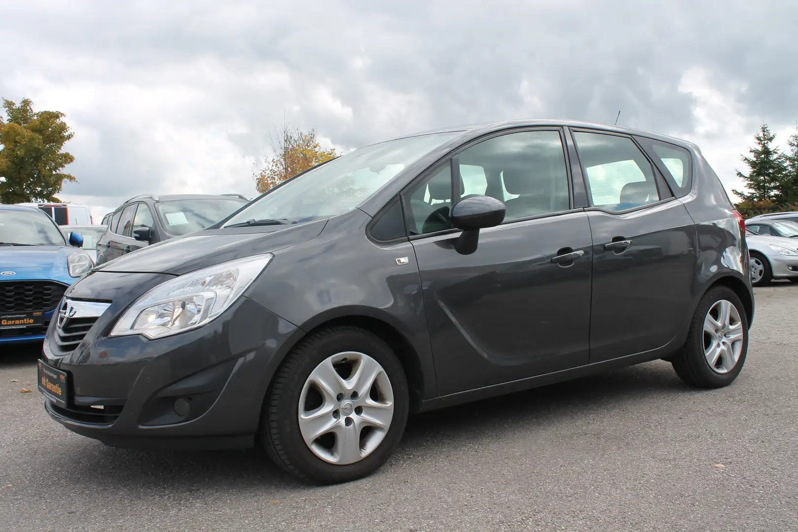 Opel Meriva 1,7 CDTi KLIMA SHZ PDC TÜV NEU Grau - 1