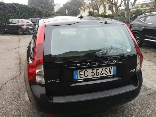 Volvo V50
