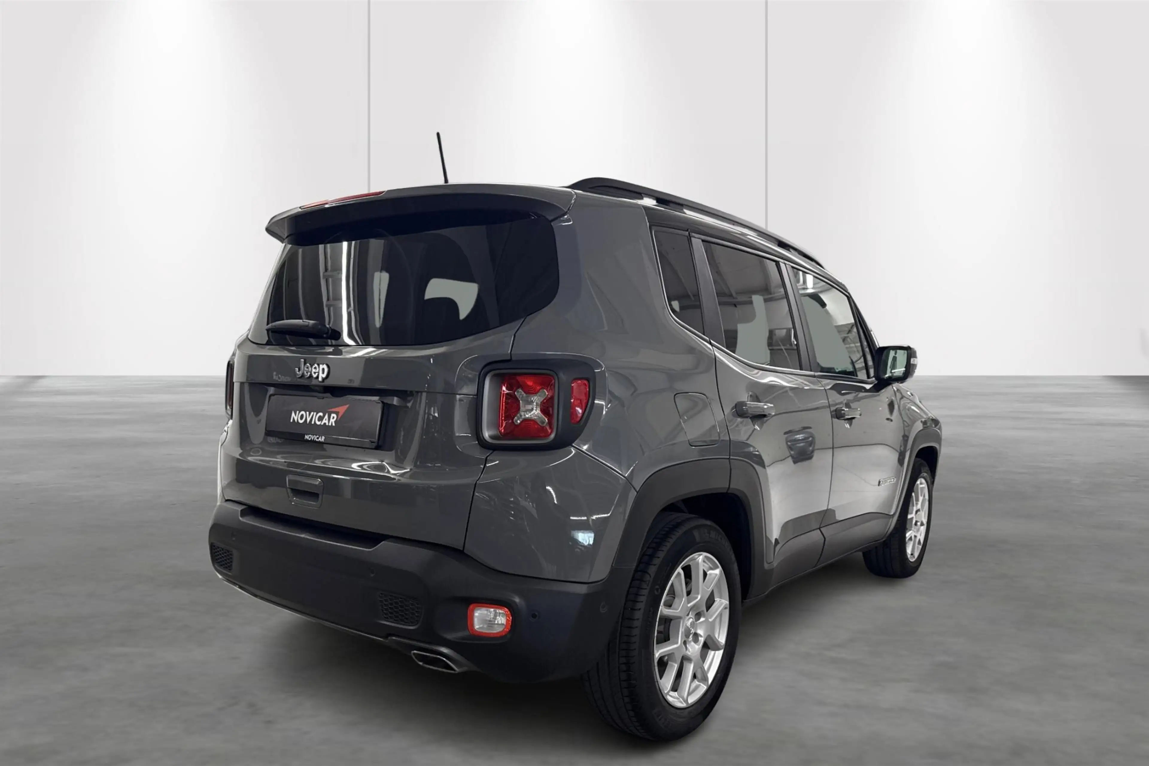 Jeep Renegade 1.3 T4 150 4x2 DDCT Longitude — photo 2