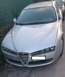 159 SW 1.9 jtdm 16v 150cv