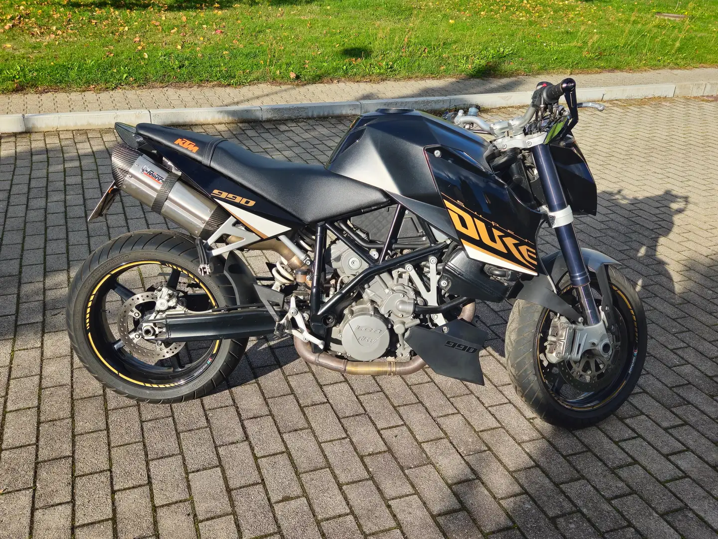 KTM 990 Super Duke Noir - 2