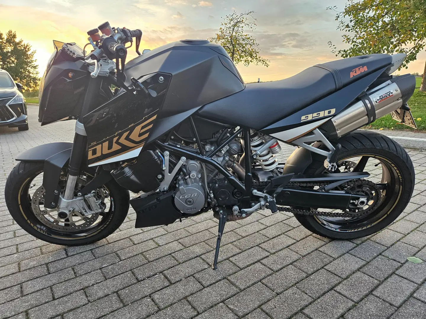 KTM 990 Super Duke Noir - 1