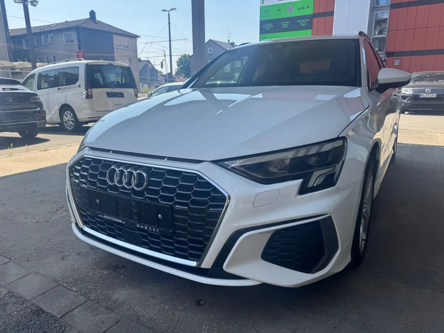 Audi A3 Sportback 40 TFSI e S line Blanco - 1