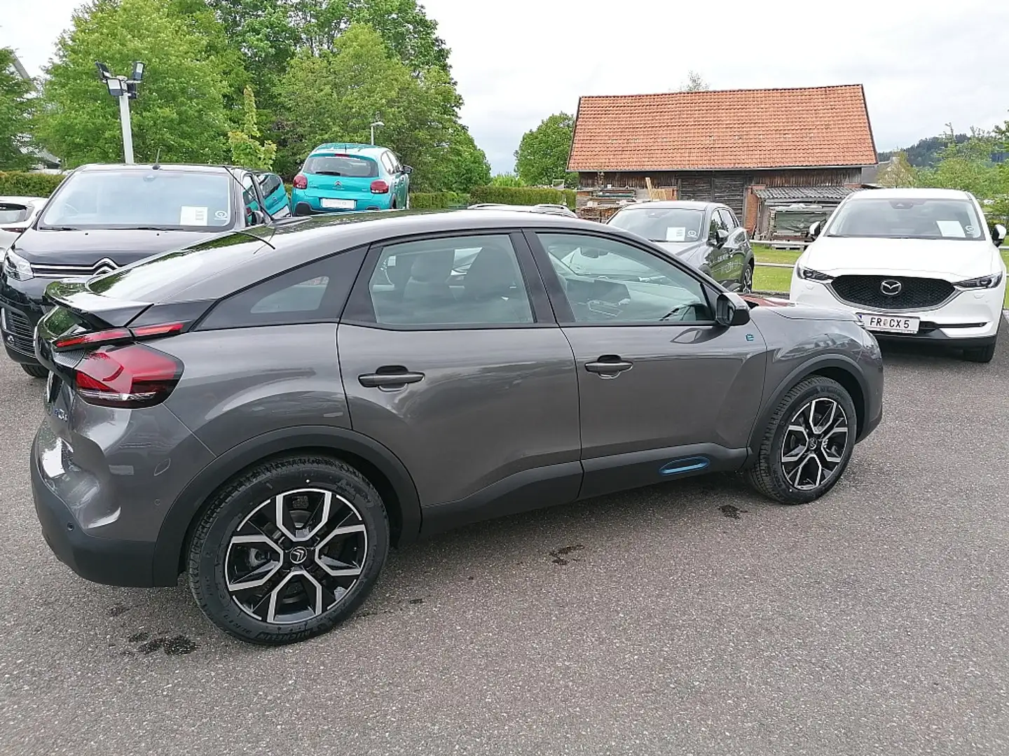 Citroen C4 e- 136 50kWh Shine Pack JUNGWAGEN-SONDERAKTION Grau - 2