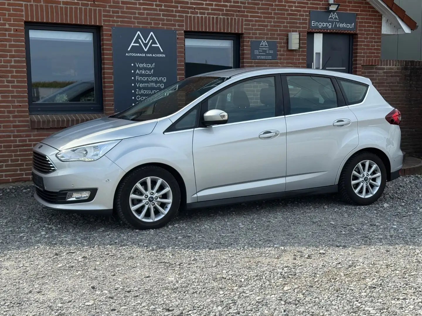 Ford C-Max 1.0 EcoBoots Titanium GJR Navi SHZ TÜV neu Silber - 2