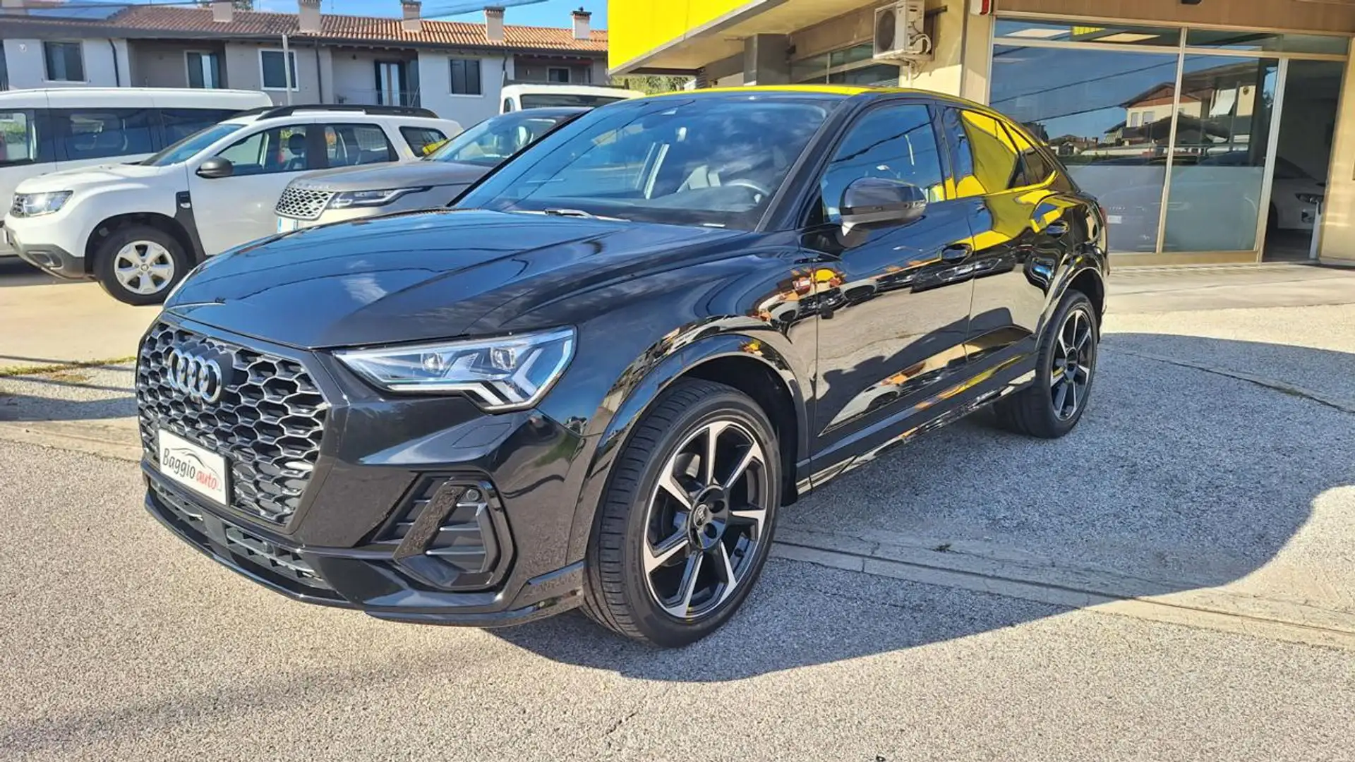 Audi Q3 SPB 35 TFSI S tronic S line edition N°GG378 Negro - 1