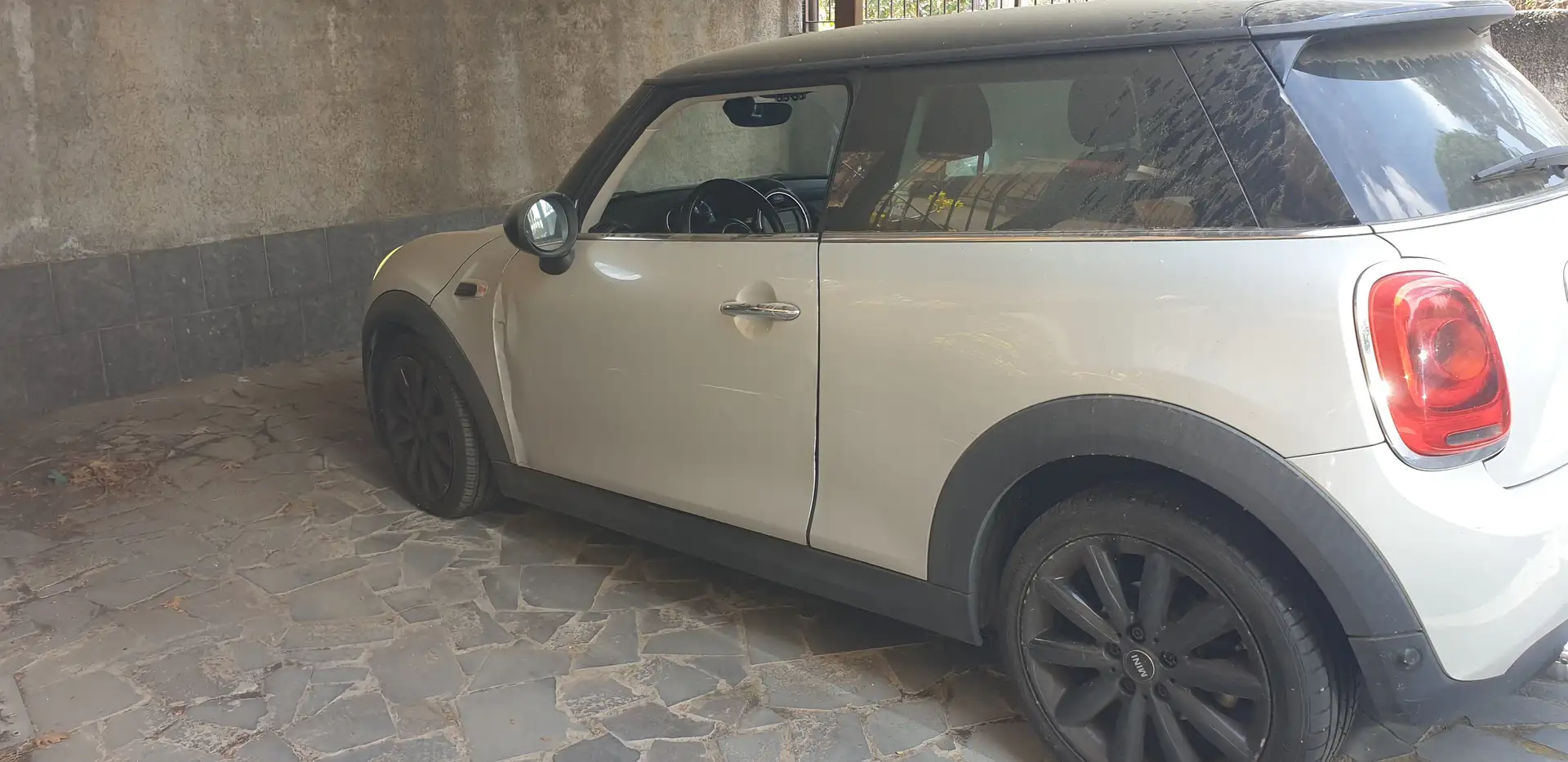 MINI Cooper D Mini IV F55-F56 2014 1.5 Business 3p Argento - 1