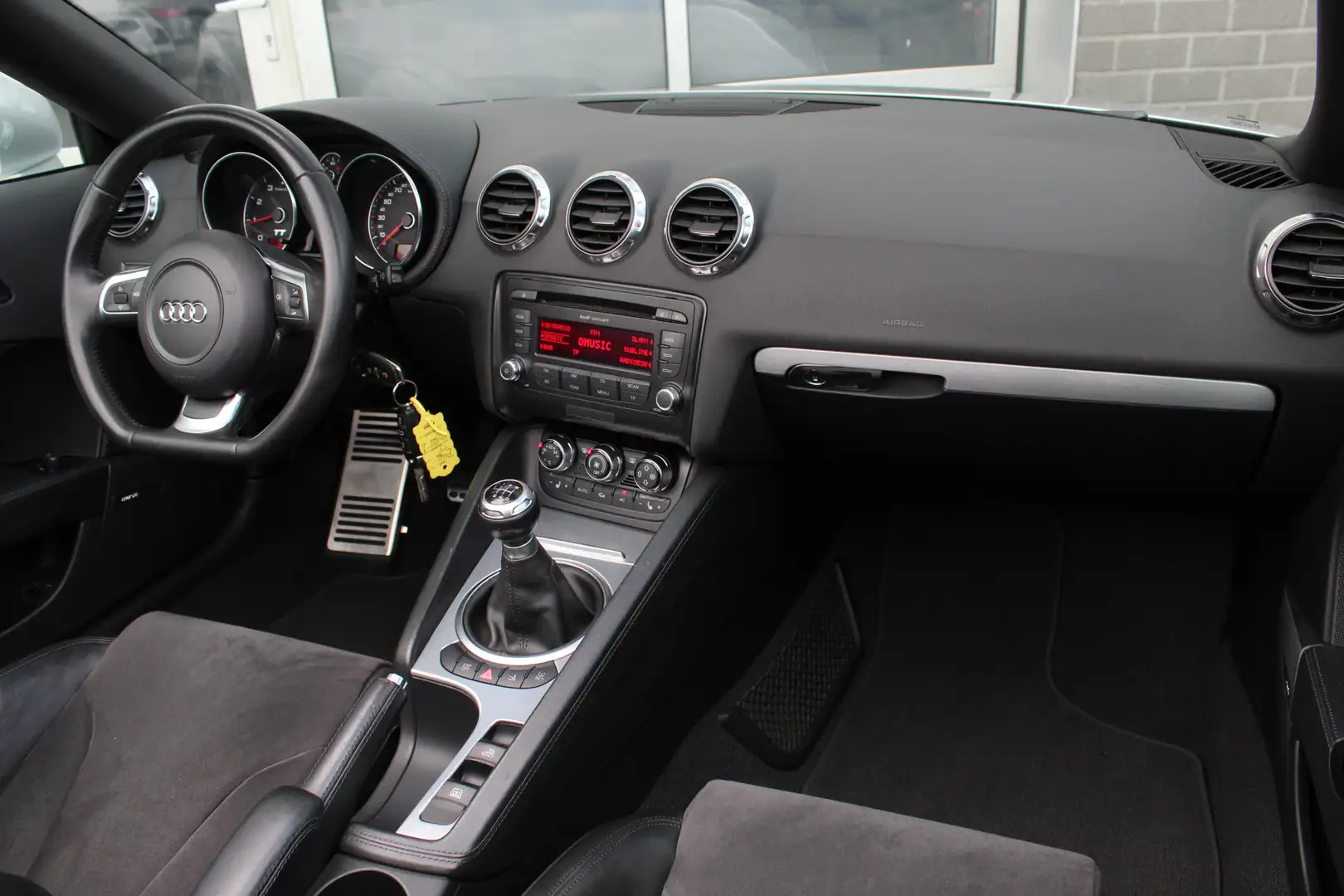 Audi TT Roadster 2.0 TFSI Pro Line / Stoelverwarming / Bos Grijs - 2