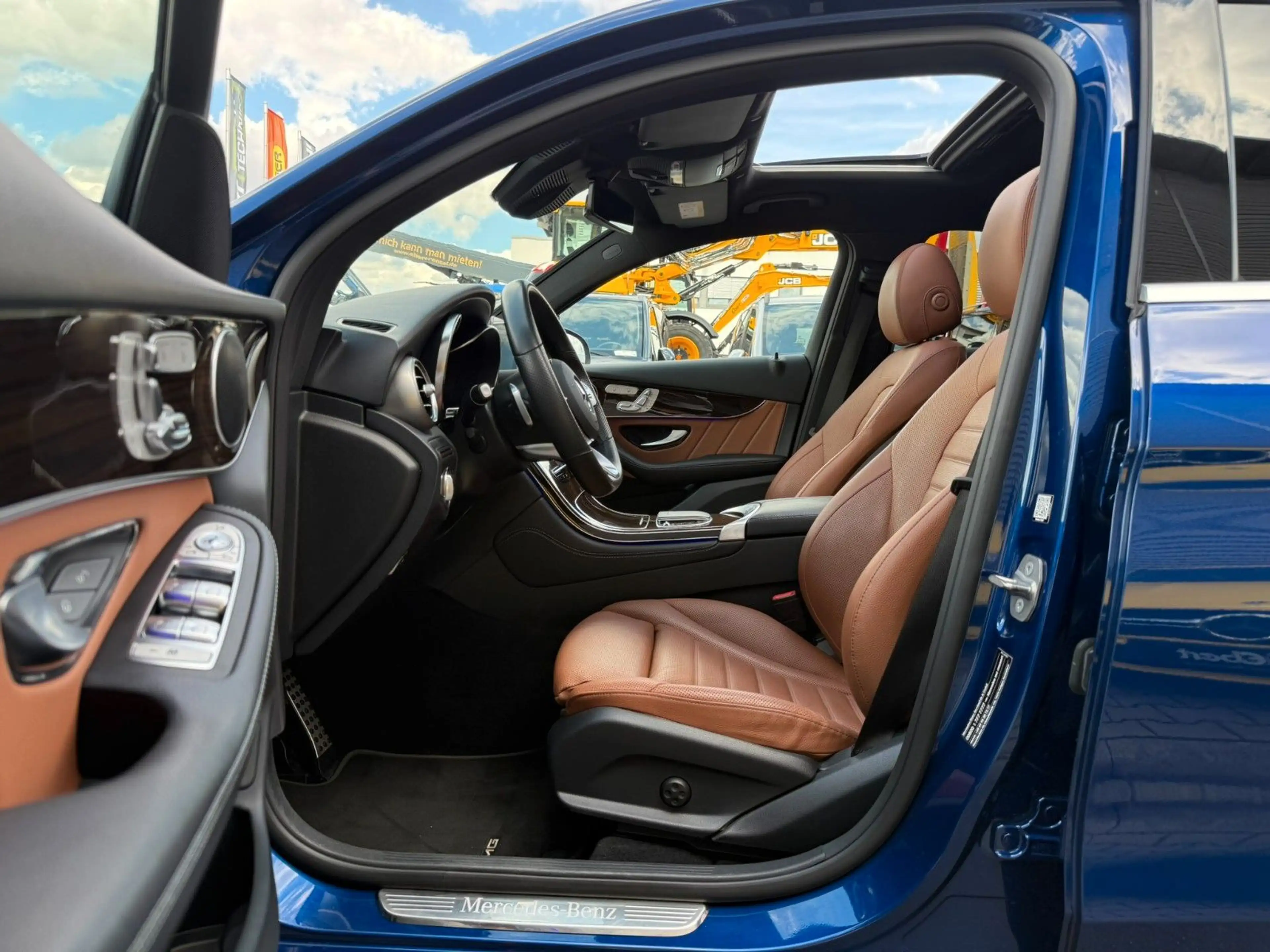 Mercedes-Benz GLC 400 d  Coupe 4M Standh+Distr+AHK+Memory+ESD — photo 11