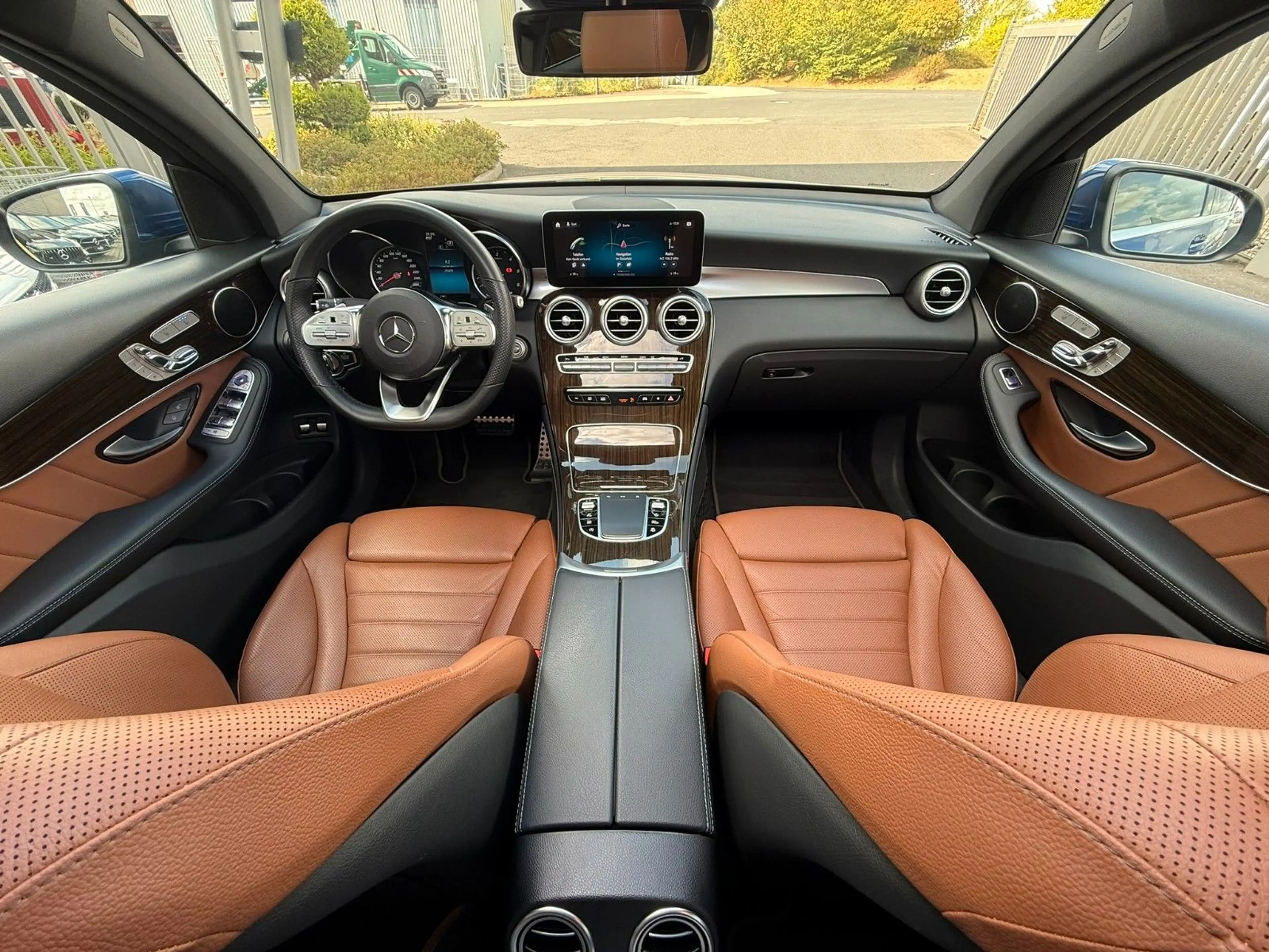 Mercedes-Benz GLC 400 d  Coupe 4M Standh+Distr+AHK+Memory+ESD — photo 13