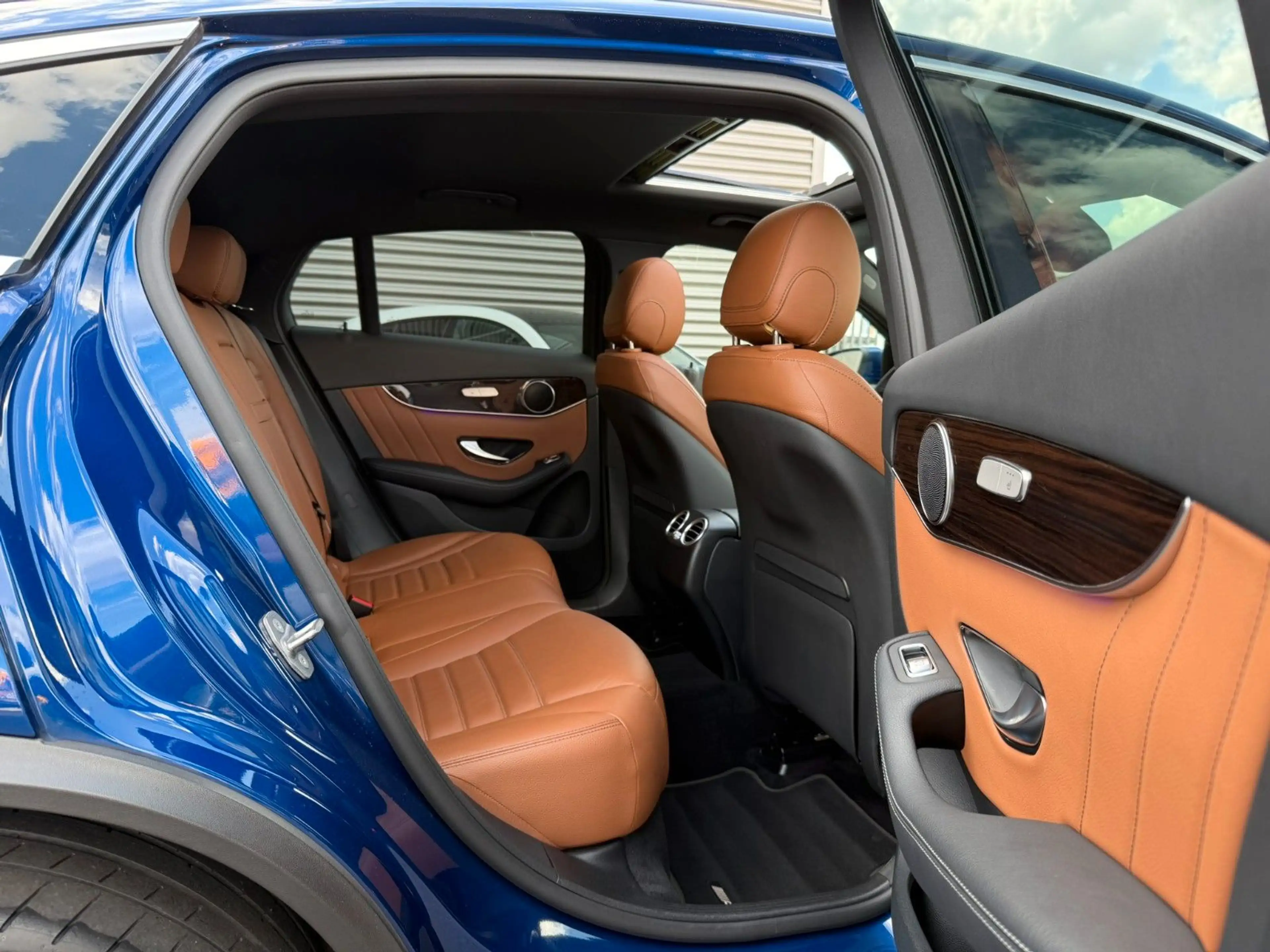Mercedes-Benz GLC 400 d  Coupe 4M Standh+Distr+AHK+Memory+ESD — photo 9