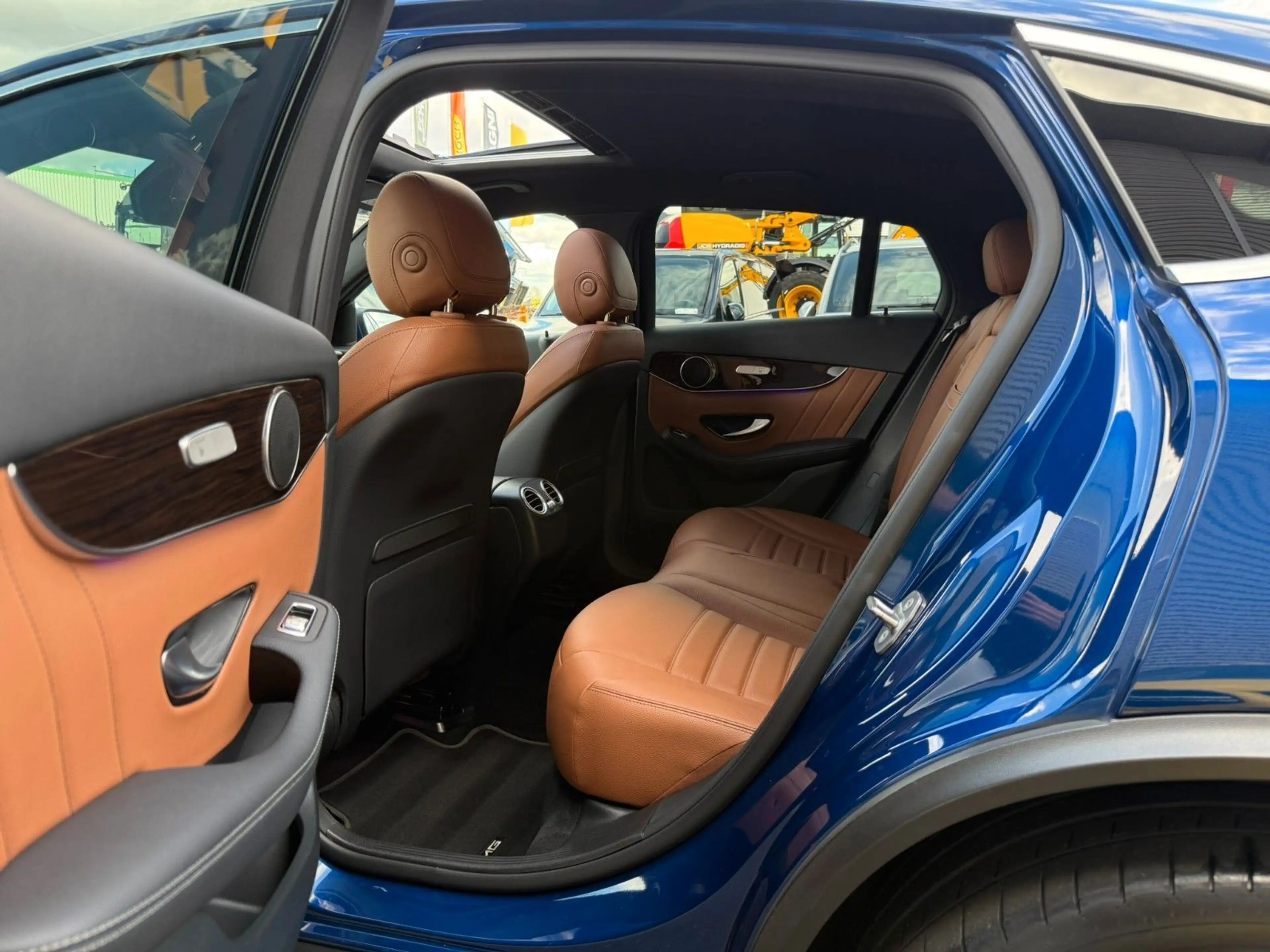 Mercedes-Benz GLC 400 d  Coupe 4M Standh+Distr+AHK+Memory+ESD — photo 10