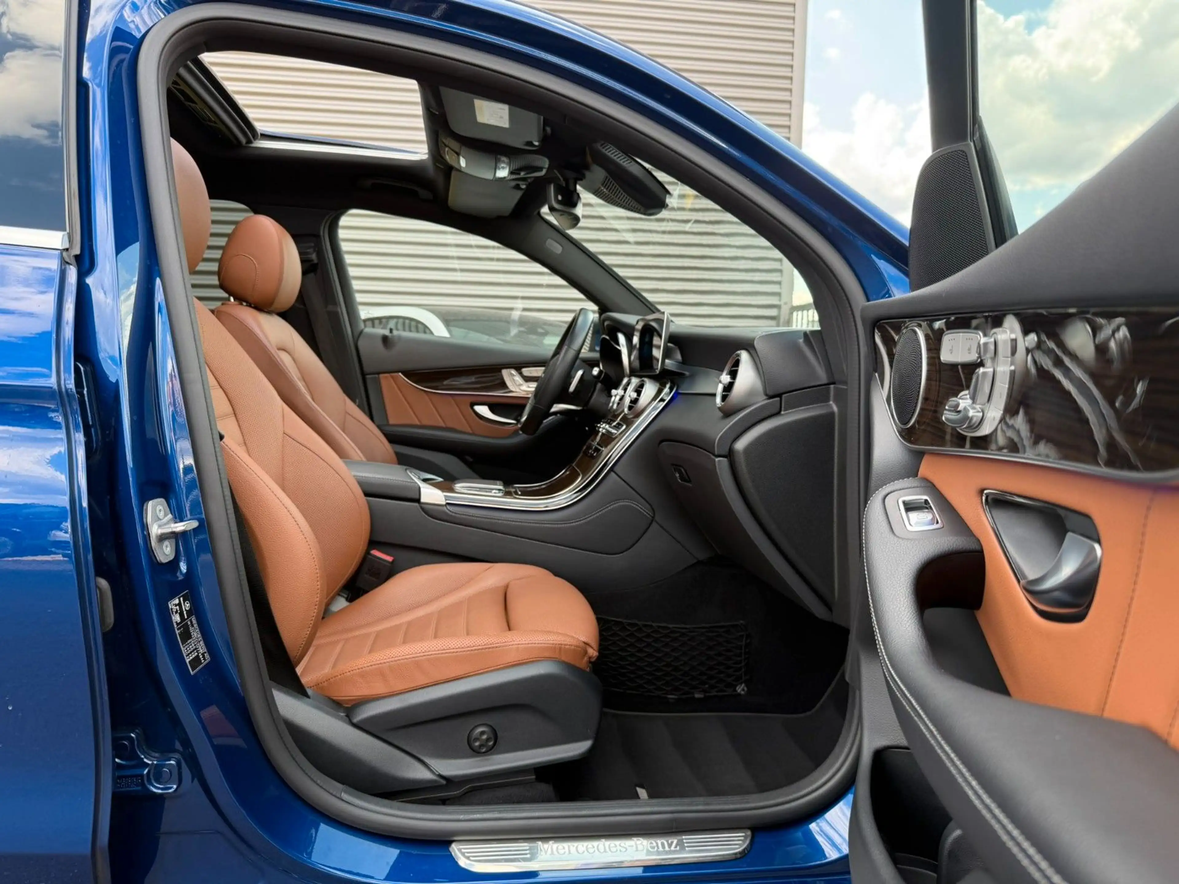 Mercedes-Benz GLC 400 d  Coupe 4M Standh+Distr+AHK+Memory+ESD — photo 8