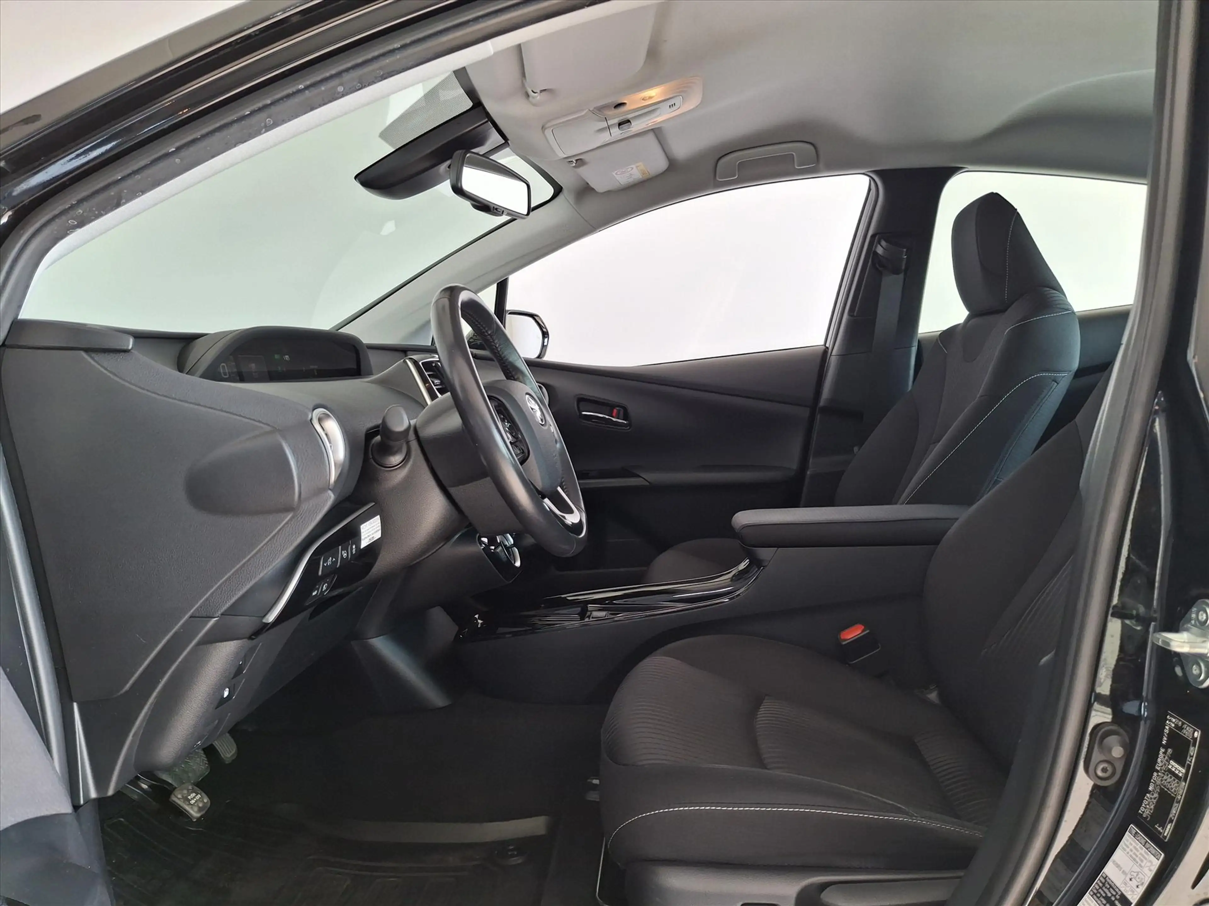 Toyota Prius 1.8 Plug-in Hybrid 122PK Executive AUTOMAAT HUD NA — photo 3