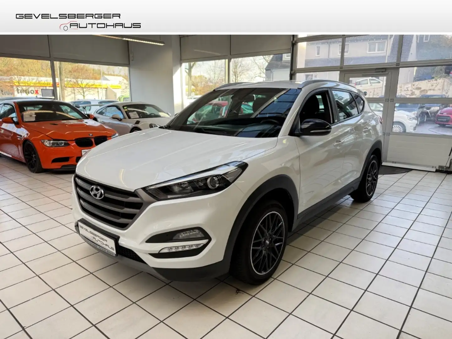 Hyundai TUCSON blue Passion 2WD 2.Hand Scheckheft Blanc - 1
