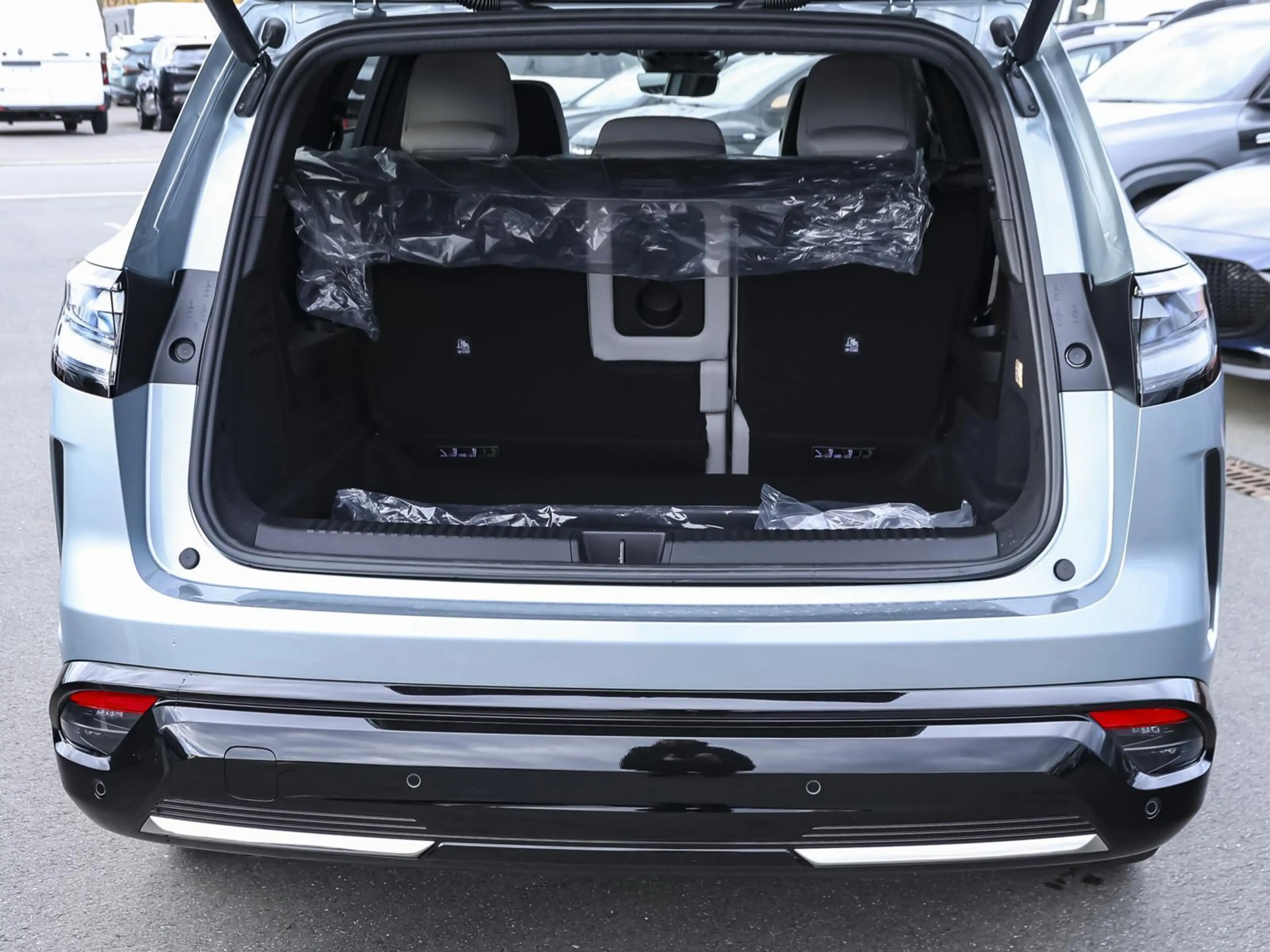 Renault Espace Iconic Full Hybrid E-Tech 200 5-Sitzer — photo 8