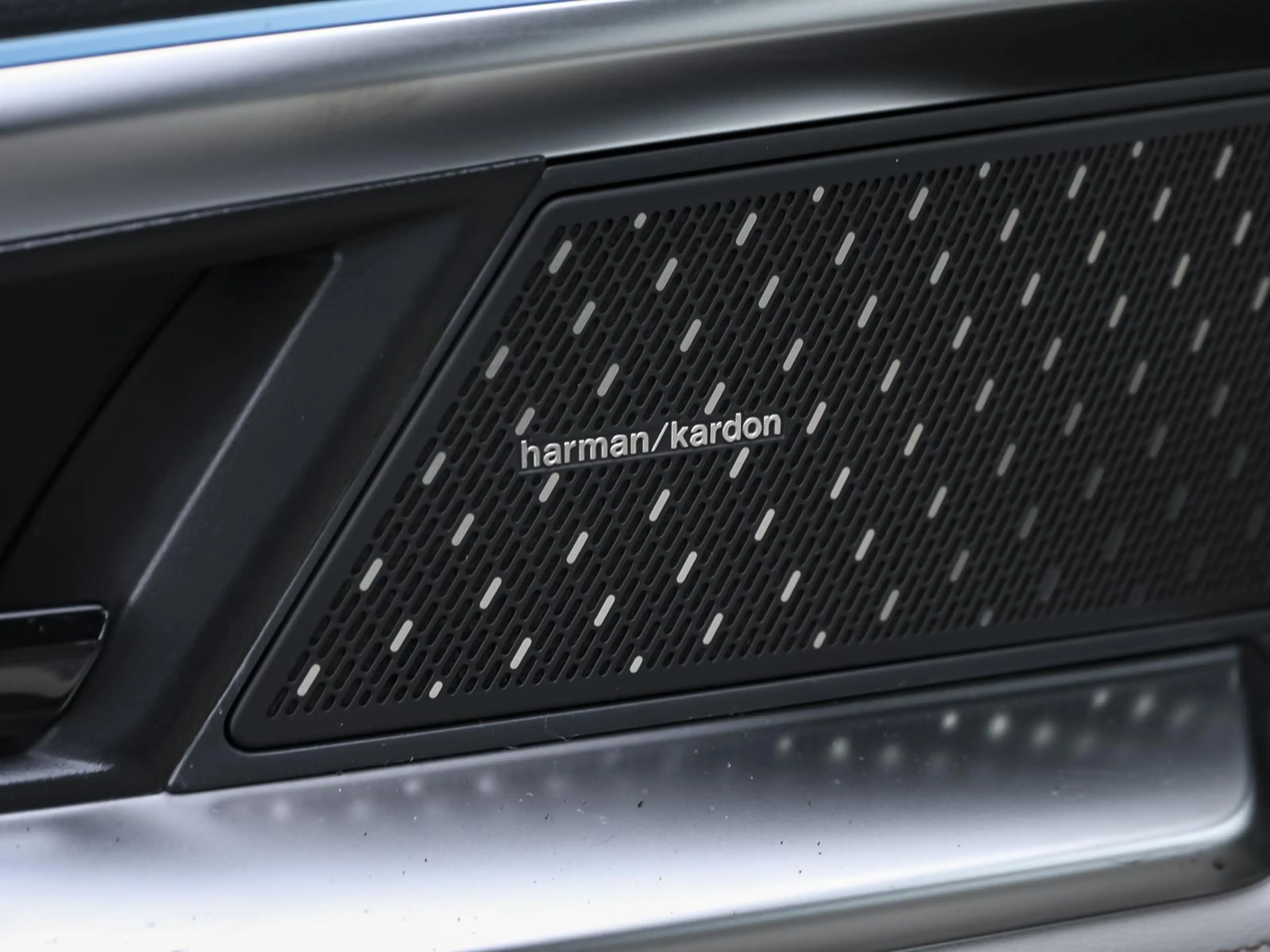 Renault Espace Iconic Full Hybrid E-Tech 200 5-Sitzer — photo 10