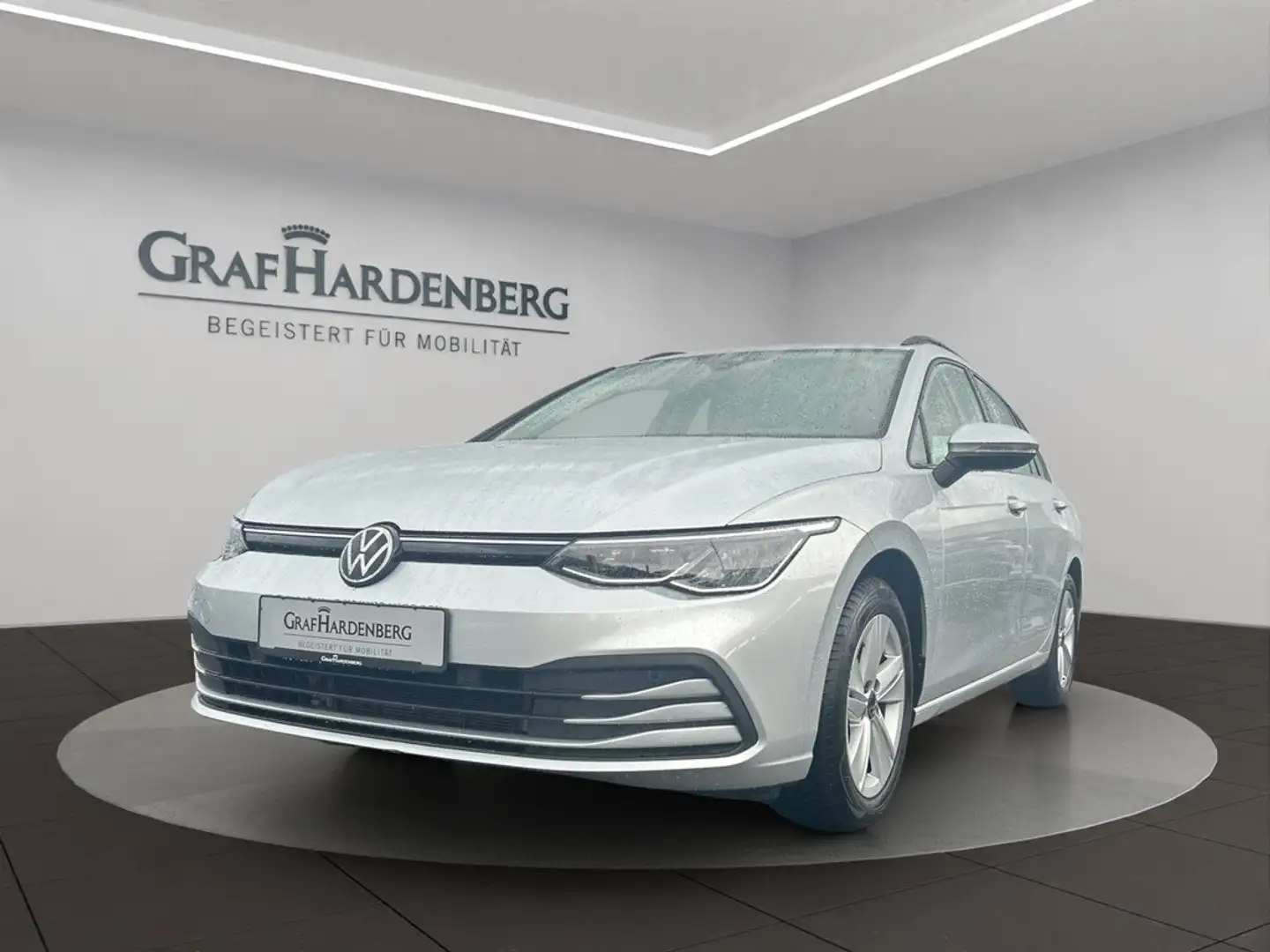 Volkswagen Golf VIII Variant 1.5 eTSI DSG Life AHK ACC PDC Silber - 1