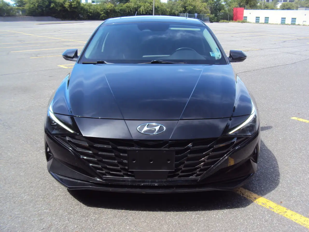 Hyundai ELANTRA снимка Hyundai ELANTRA