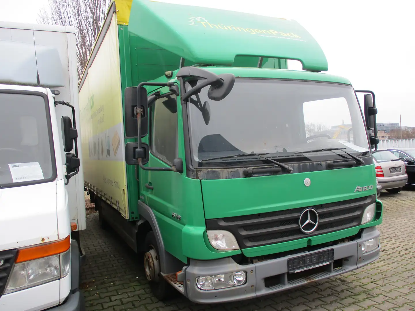 Mercedes-Benz Atego LKW 818 L -Plane Spriegel mit LBW Grün - 1