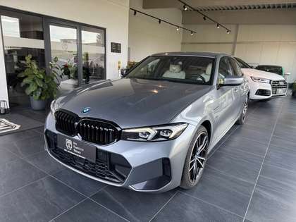 BMW 330 330 e xDrive M Sport*LCI*HuD*HarmanKardon*Carbon*