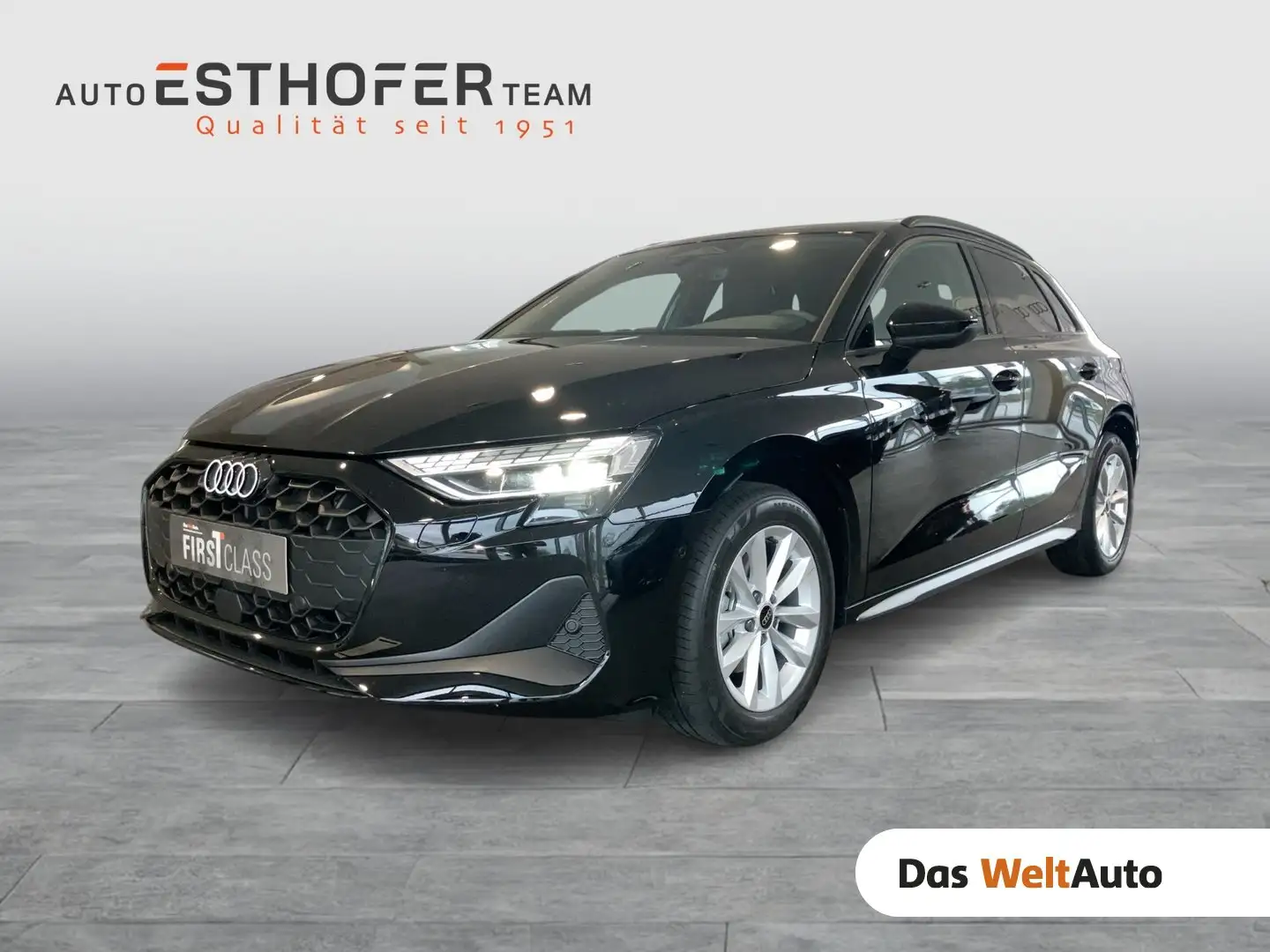 Audi A3 30 TFSI Schwarz - 1