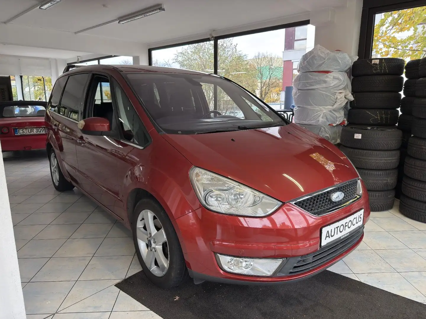Ford Galaxy Titanium*AHK*7 Sitzer Rot - 1