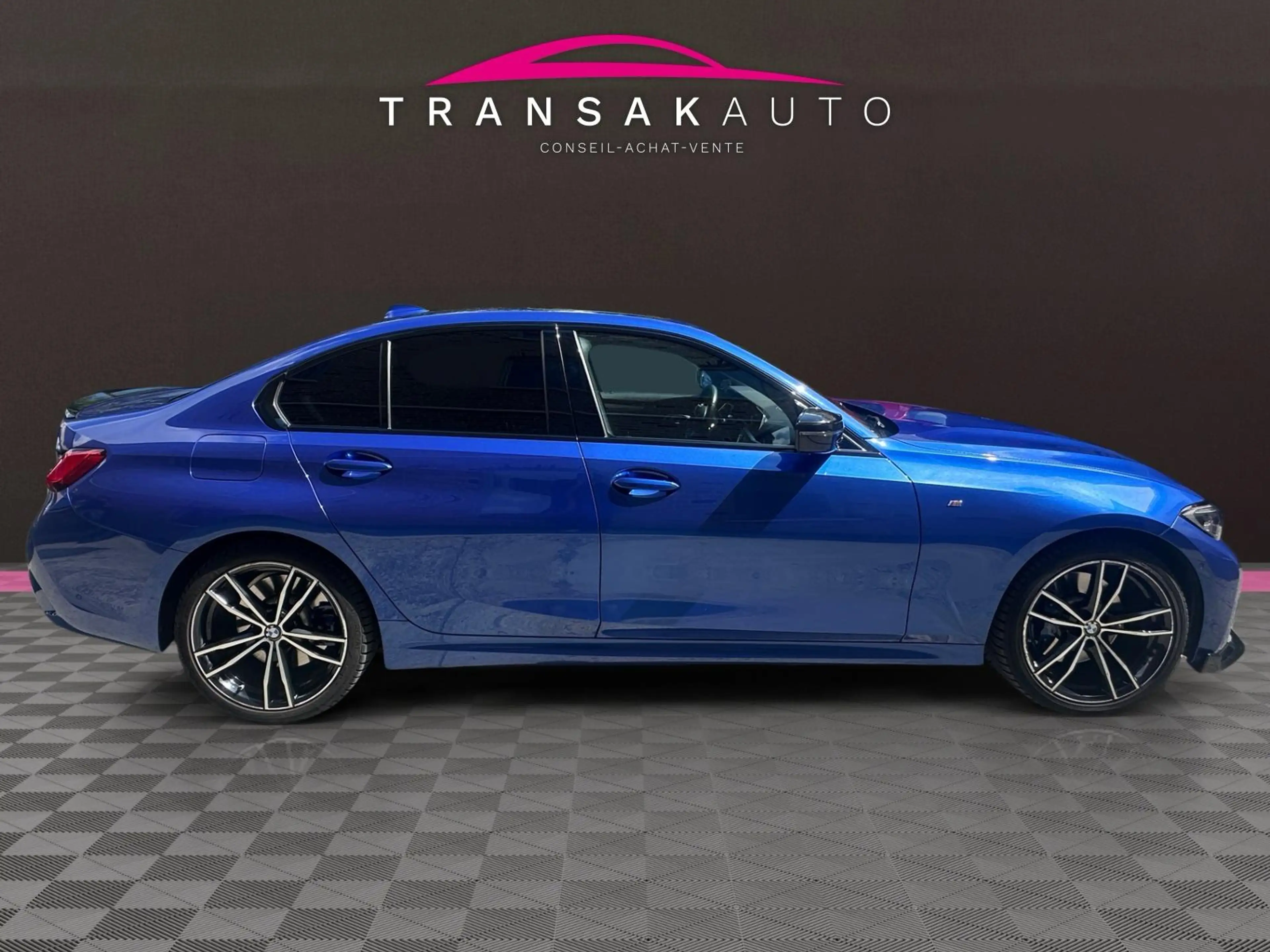 BMW 330 330e PHEV / Carnet complet / Véhicule belge / Full options — photo 6