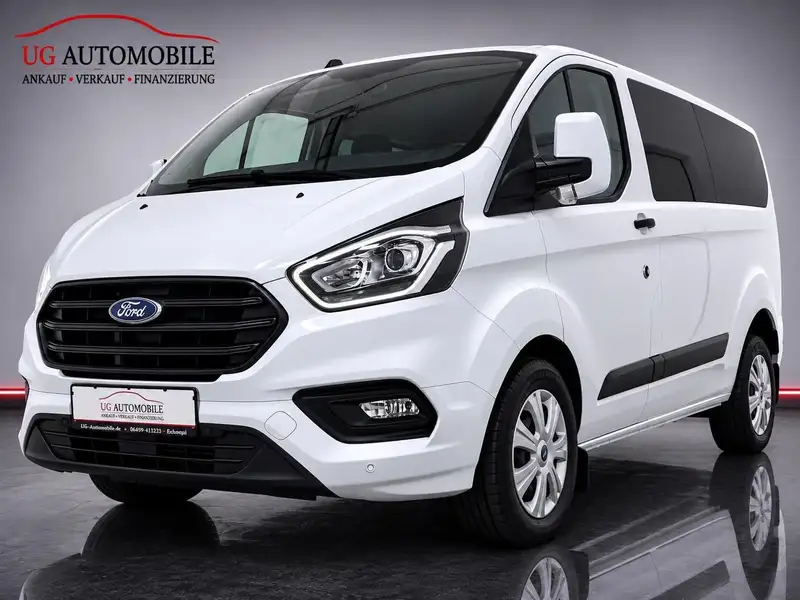 FORD Tourneo
