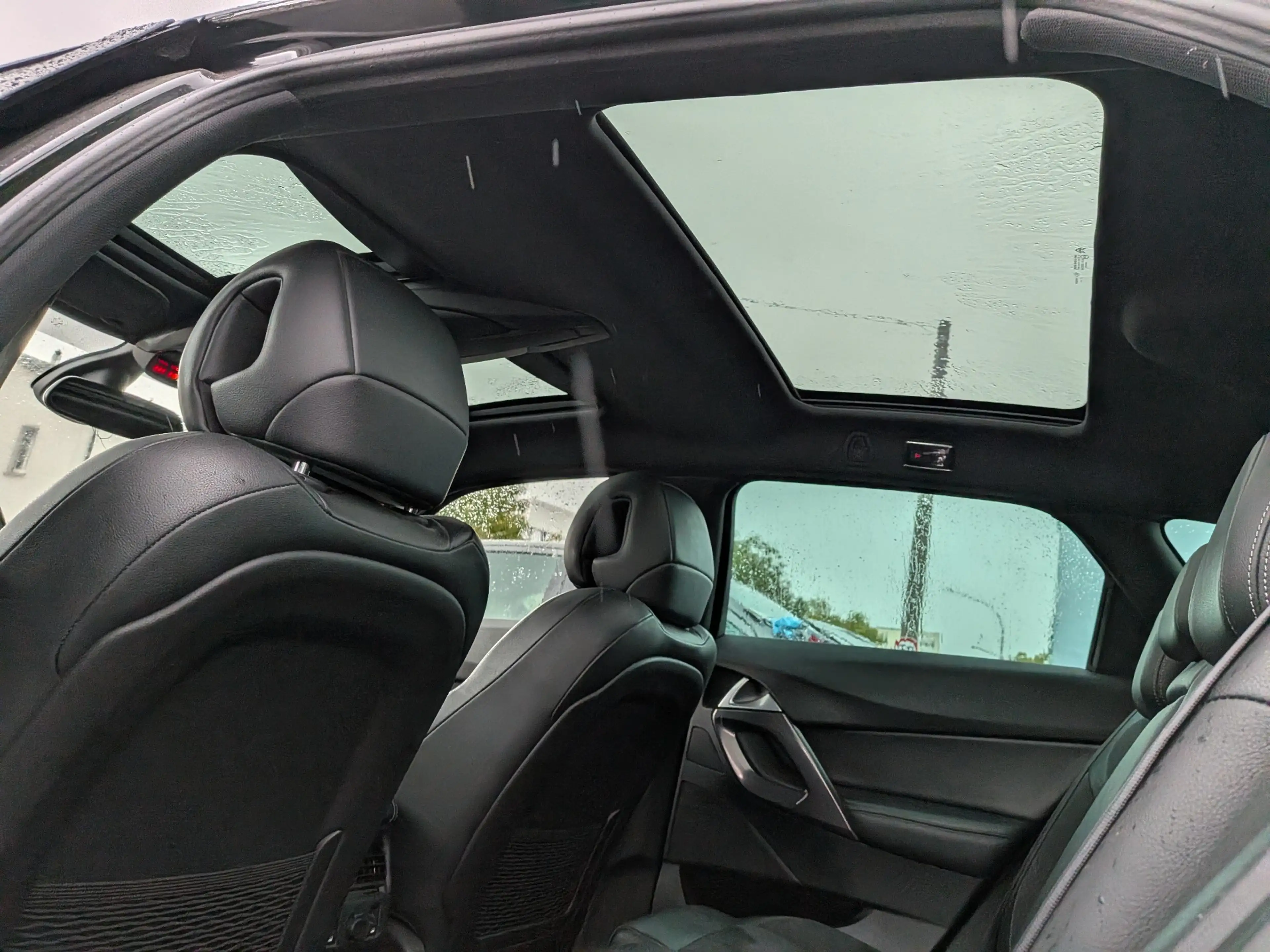 Citroen DS5 SoChic-Automatik — photo 12