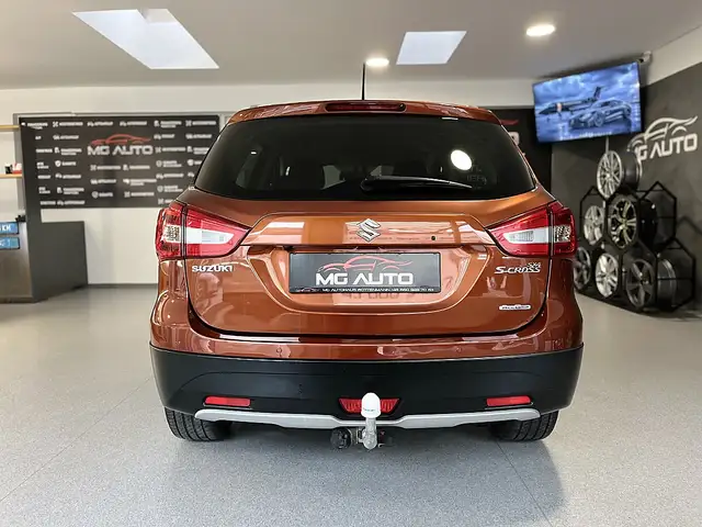 Suzuki SX4 S-Cross view 7