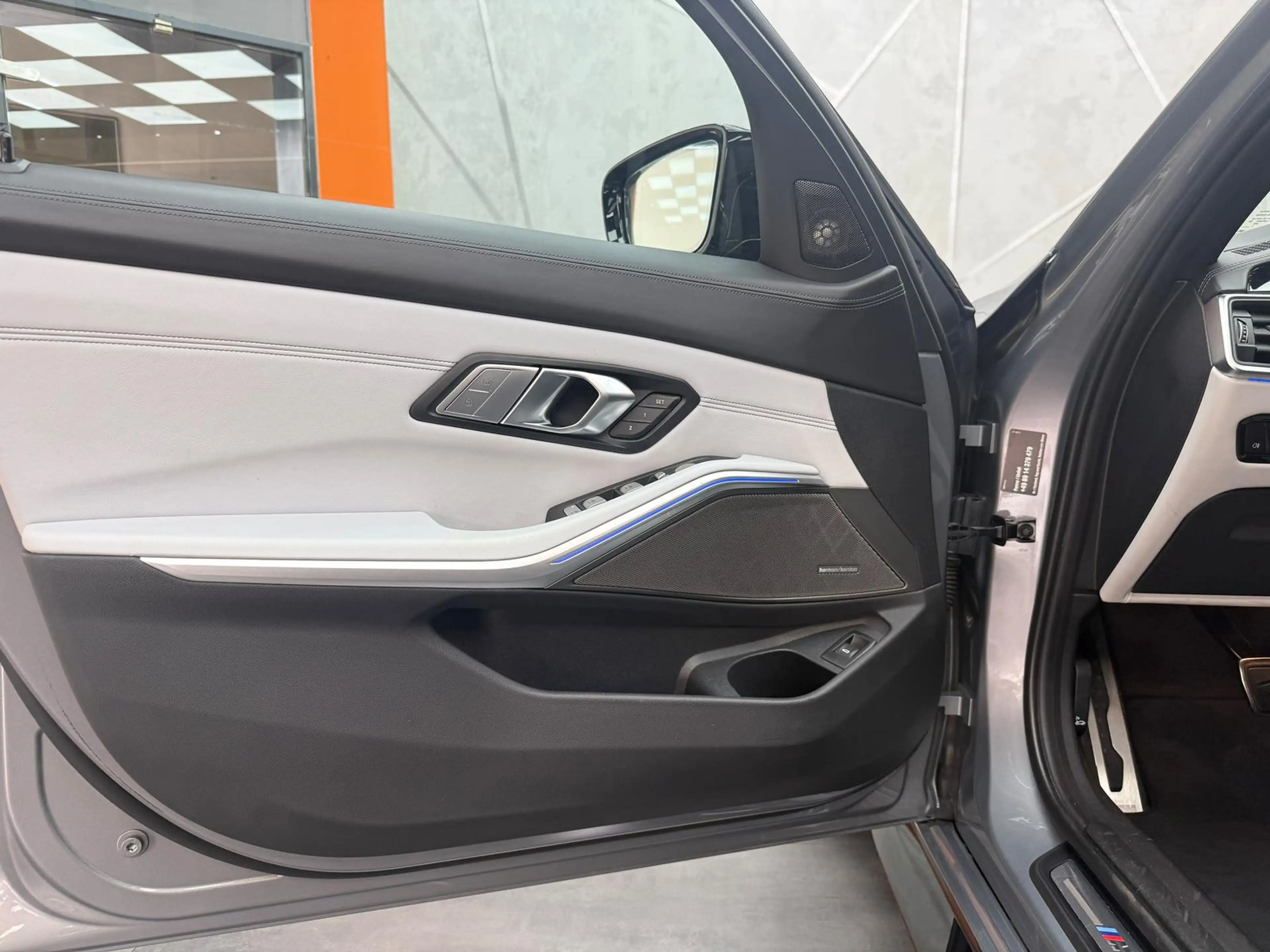 BMW M3 Competition|HUD|360|SCHALE|H&K|LED|LM — photo 15