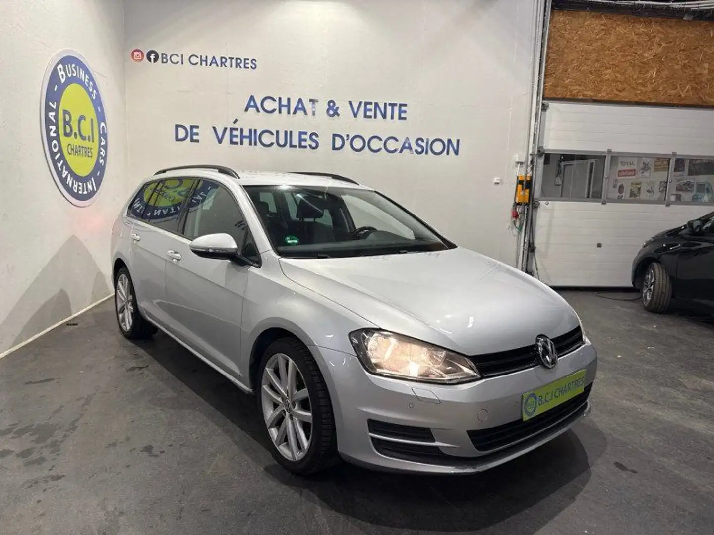 Volkswagen Golf VII SW 1.2 TSI 85CH BLUEMOTION TECHNOLOGY TRENDLINE Grigio - 2