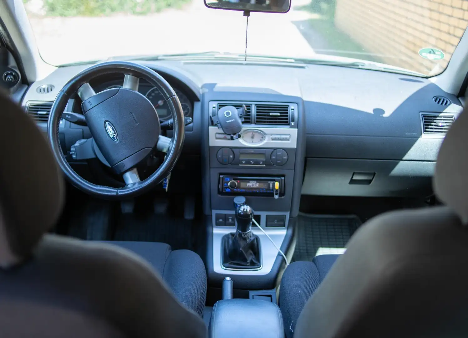 Ford Mondeo 1.8 Turnier Trend - 2