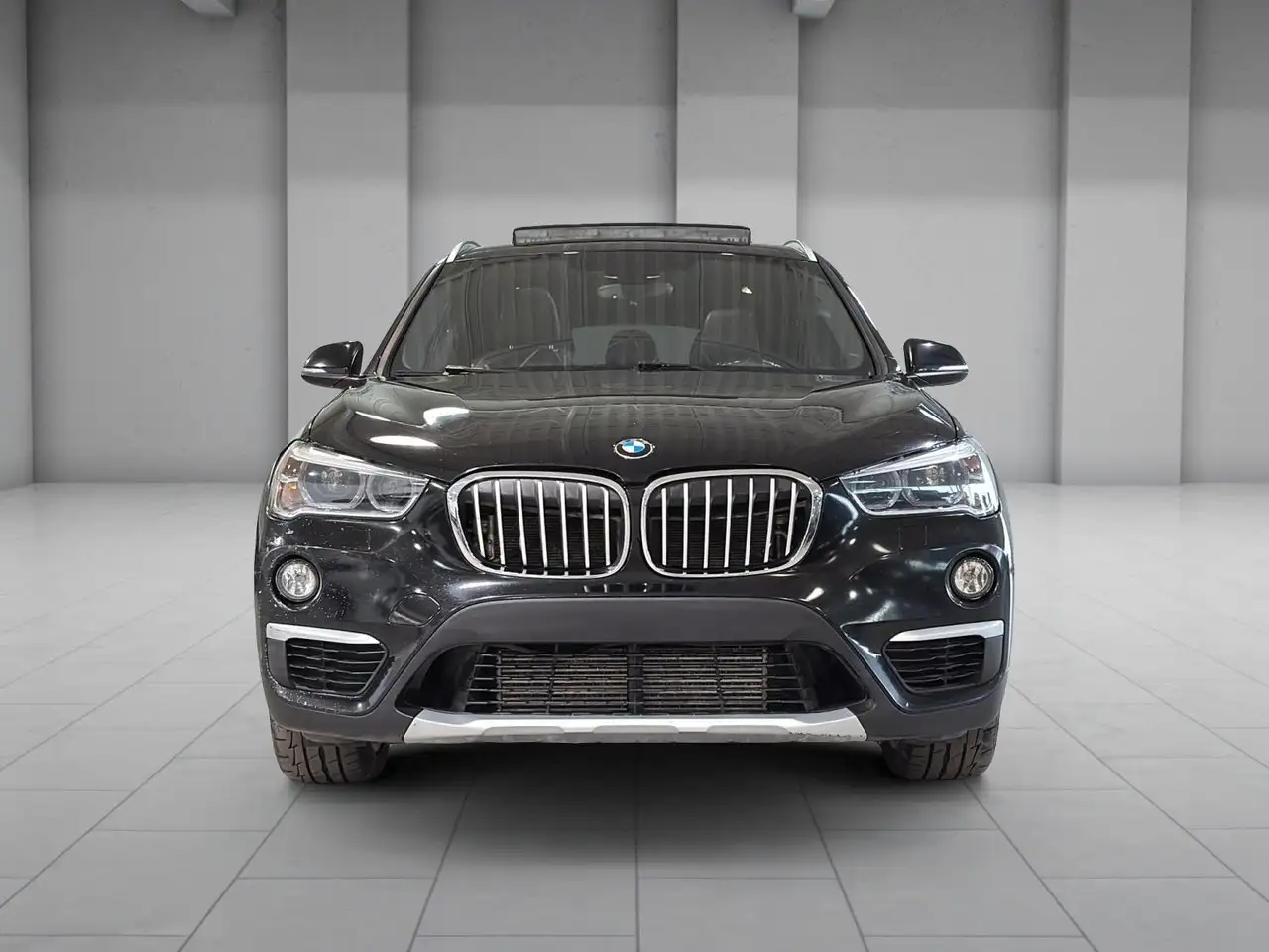 BMW X1 снимка BMW X1