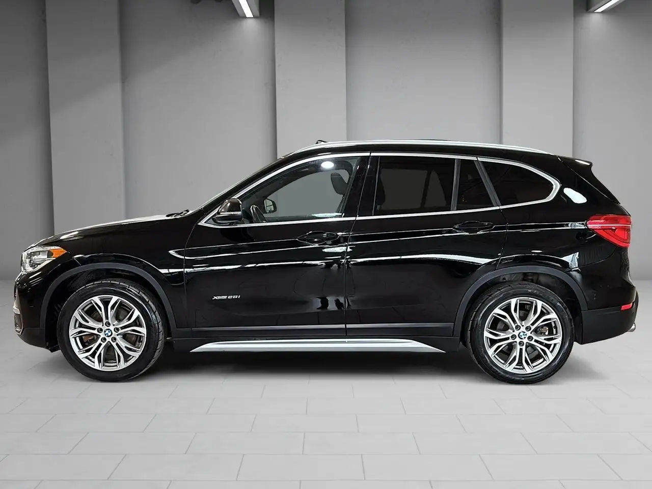 BMW X1 снимка BMW X1
