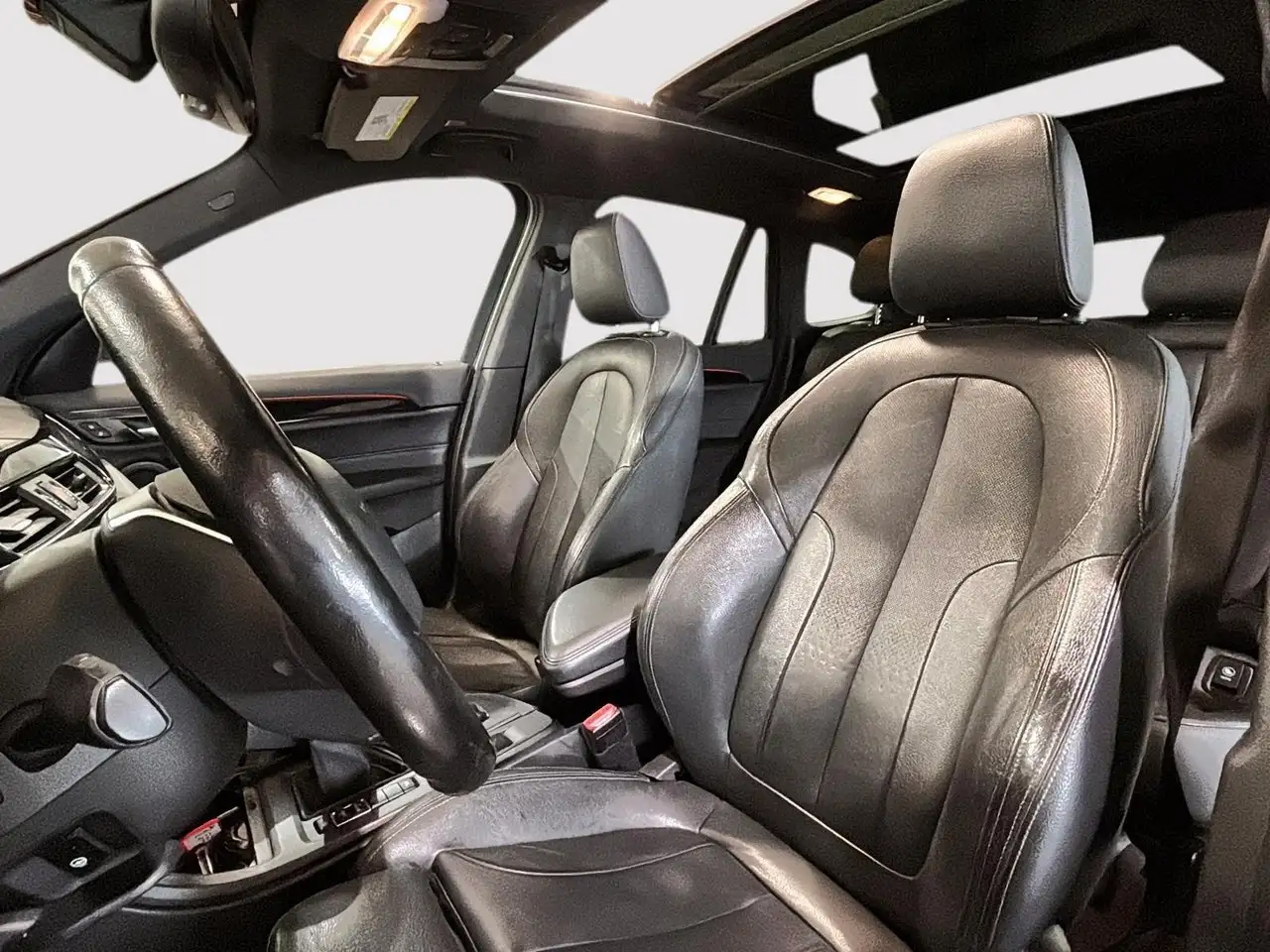 BMW X1 снимка BMW X1