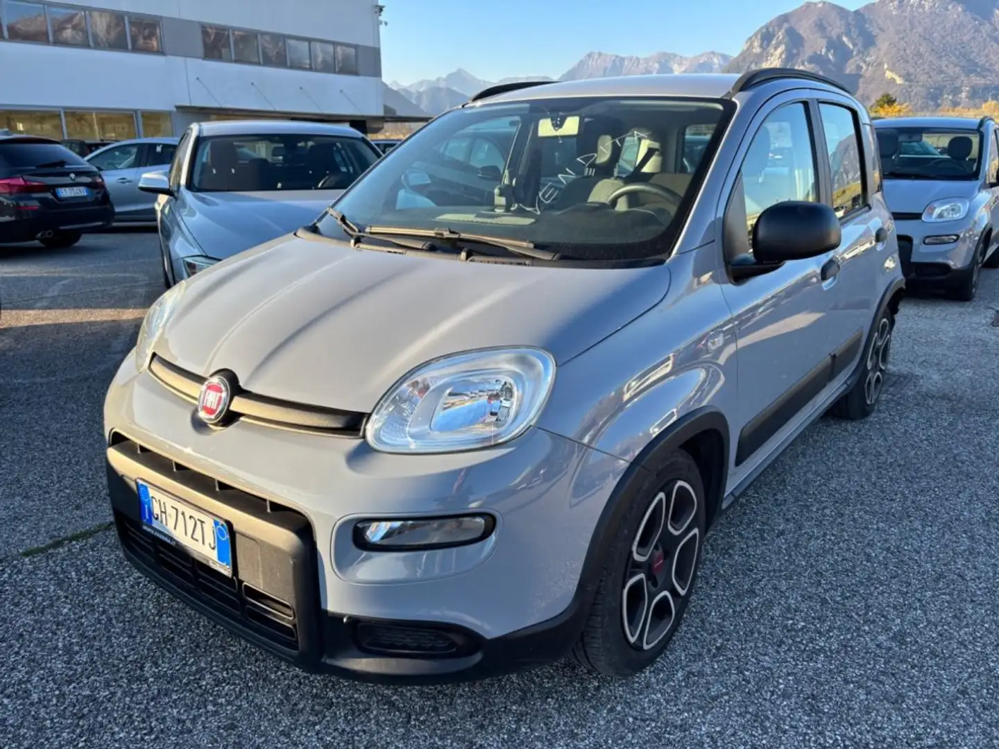 Fiat Panda 1.0 FireFly S&S Hybrid City Life Grijs - 1