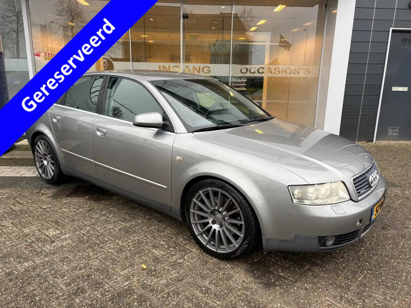 Audi A4 Limousine 3.0 quattro Automaat Grijs - 2
