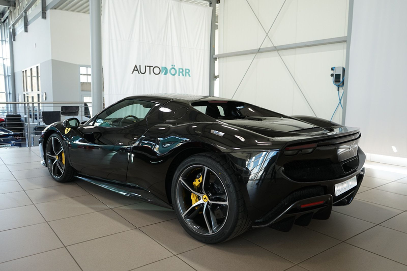 Ferrari 296 GTB Carbon+Lift+CarPlay+Beifahrerdisplay+JBL — photo 3