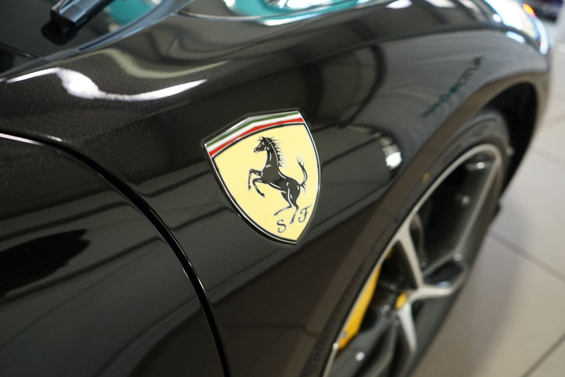 Ferrari 296 GTB Carbon+Lift+CarPlay+Beifahrerdisplay+JBL — photo 8
