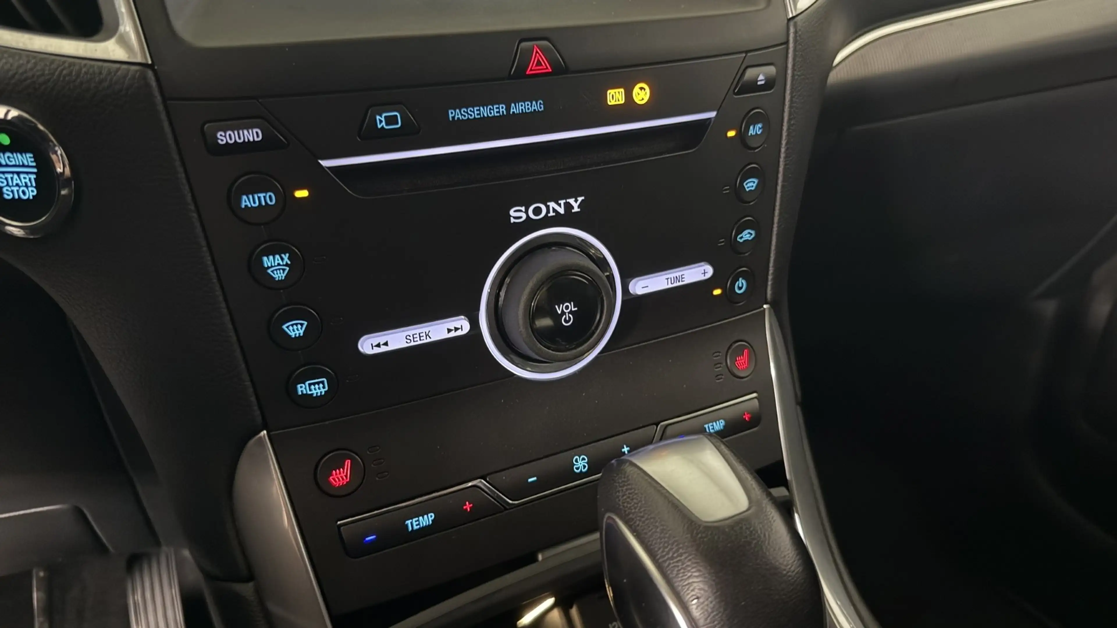 Ford Galaxy 2,0 TDCi Bi-Turbo Titanium Start/Stop Power — photo 13