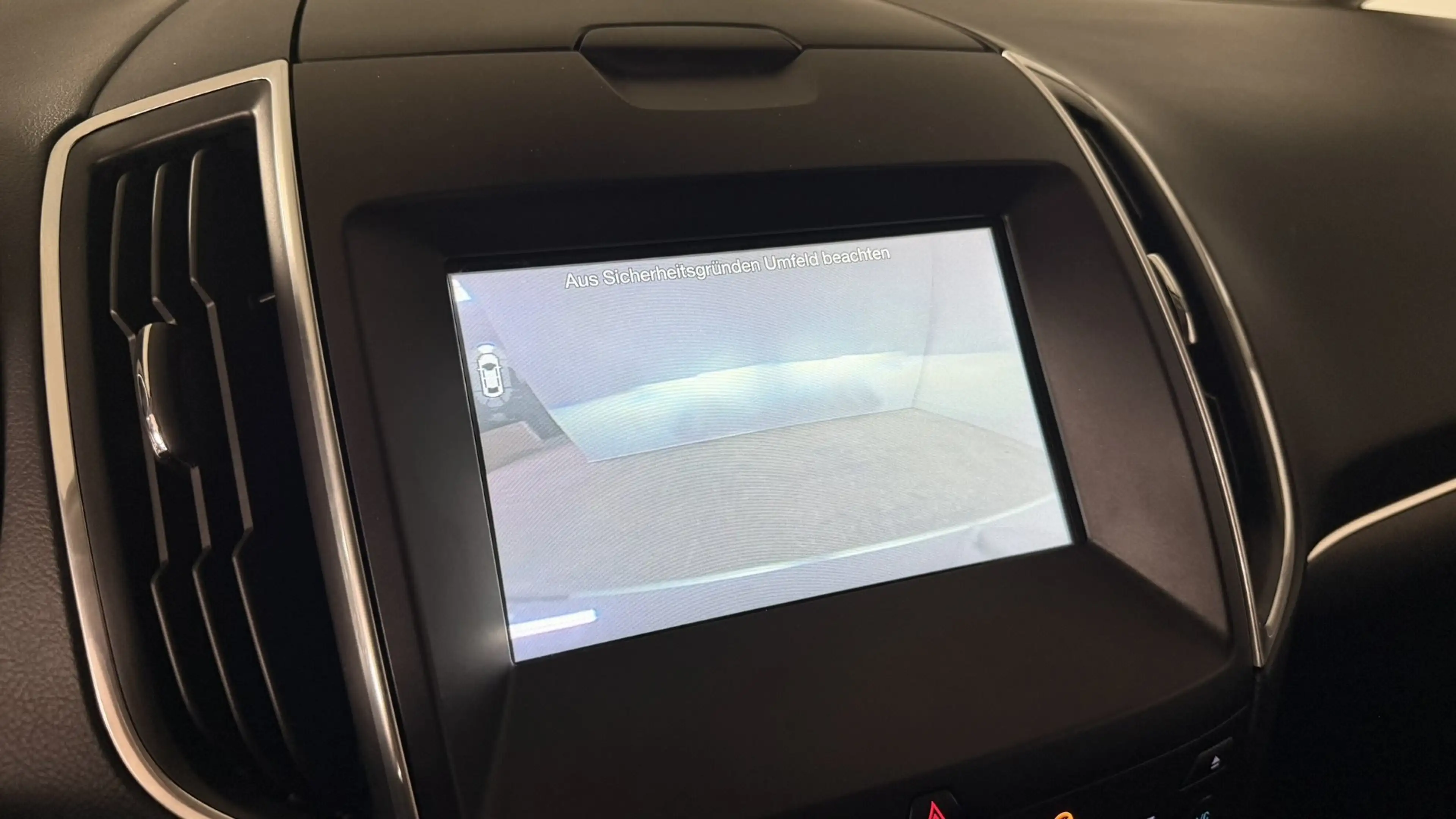 Ford Galaxy 2,0 TDCi Bi-Turbo Titanium Start/Stop Power — photo 12