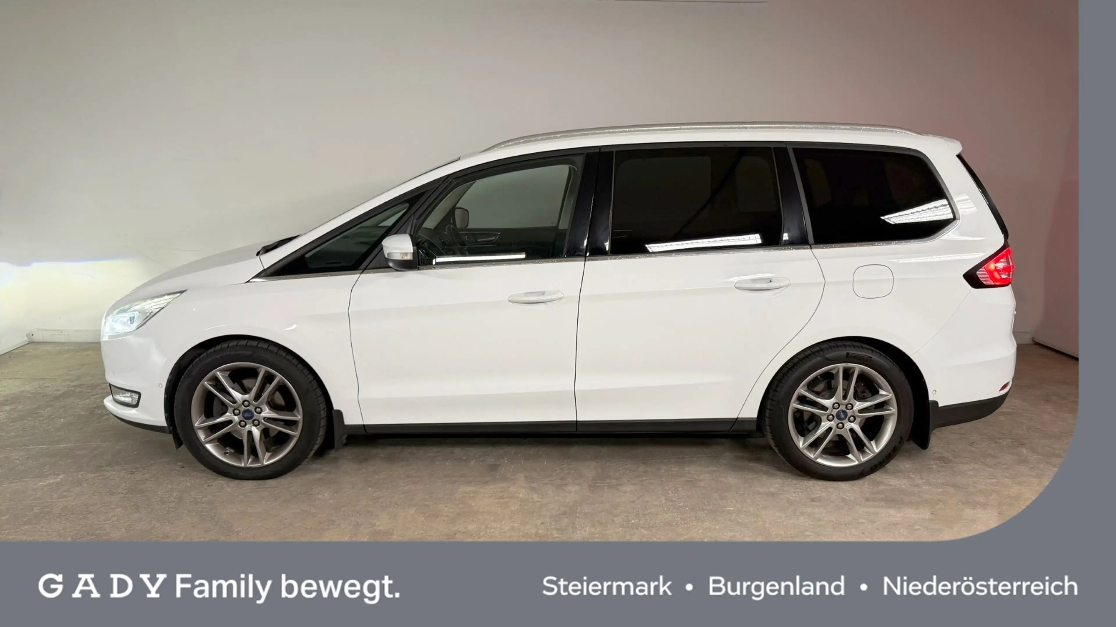 Ford Galaxy 2,0 TDCi Bi-Turbo Titanium Start/Stop Power — photo 3
