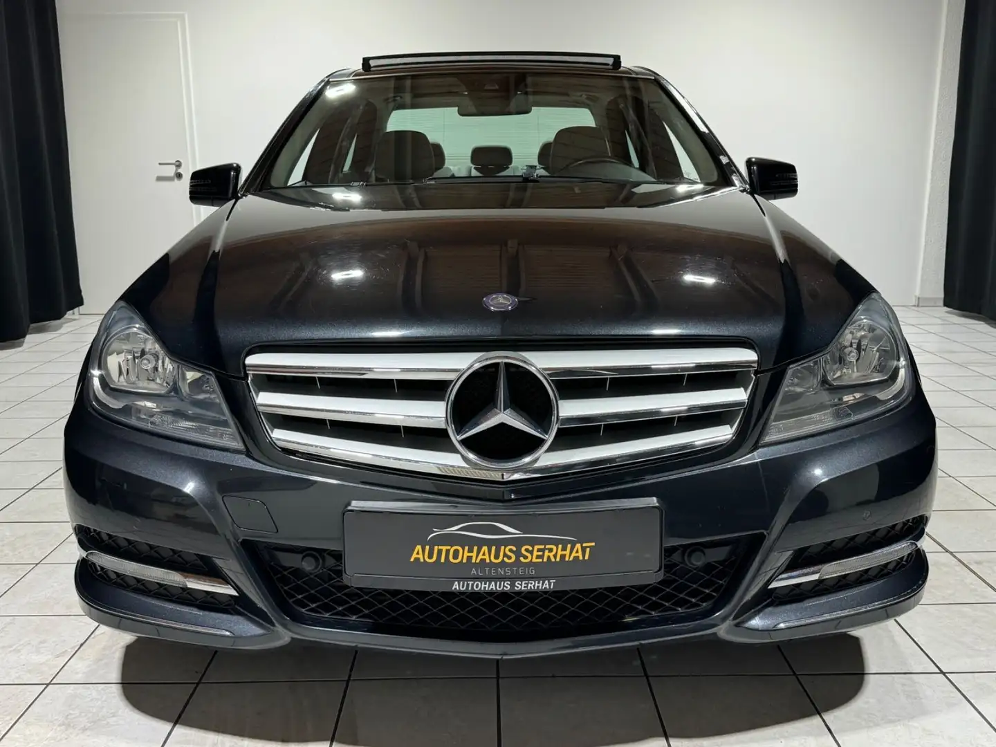 Mercedes-Benz C 250 CDI Avantgarde *PANO*NAVI*LEDER*SHZ*PDC* Noir - 2