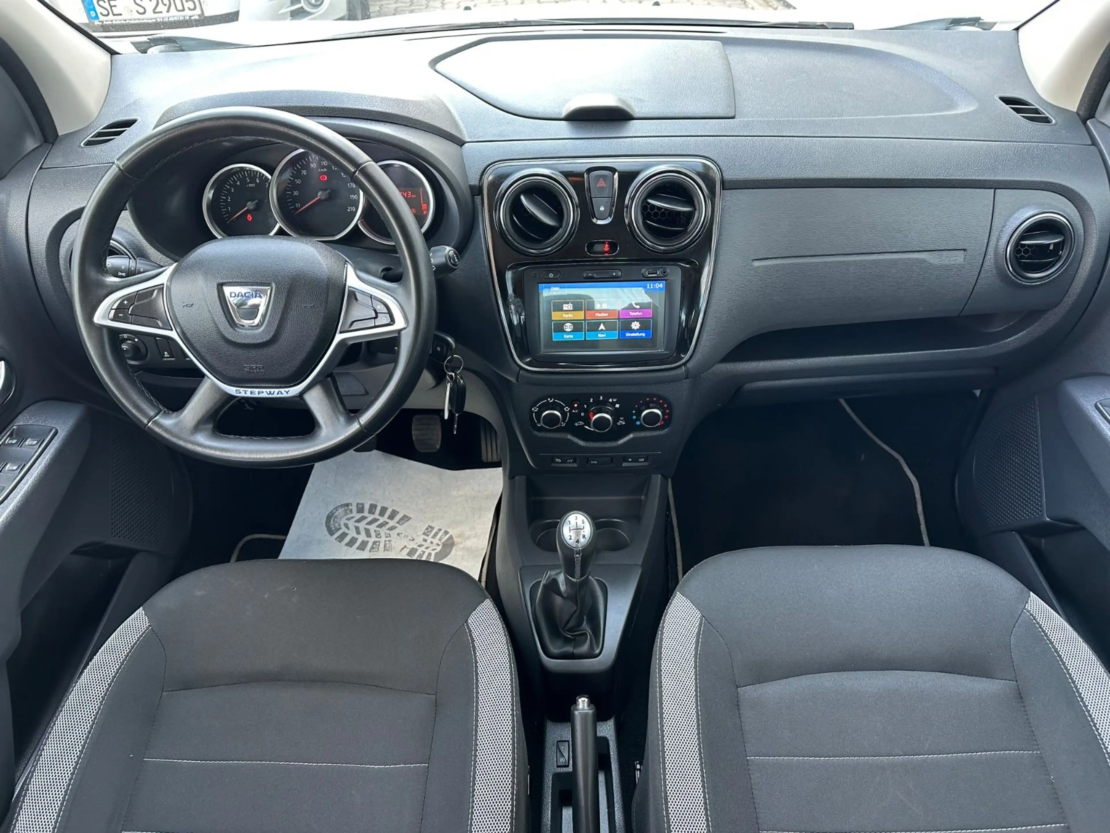 Dacia Lodgy Stepway/1HD/7-SITZE/AHK/NAVI/SHZ/TEMP — photo 12