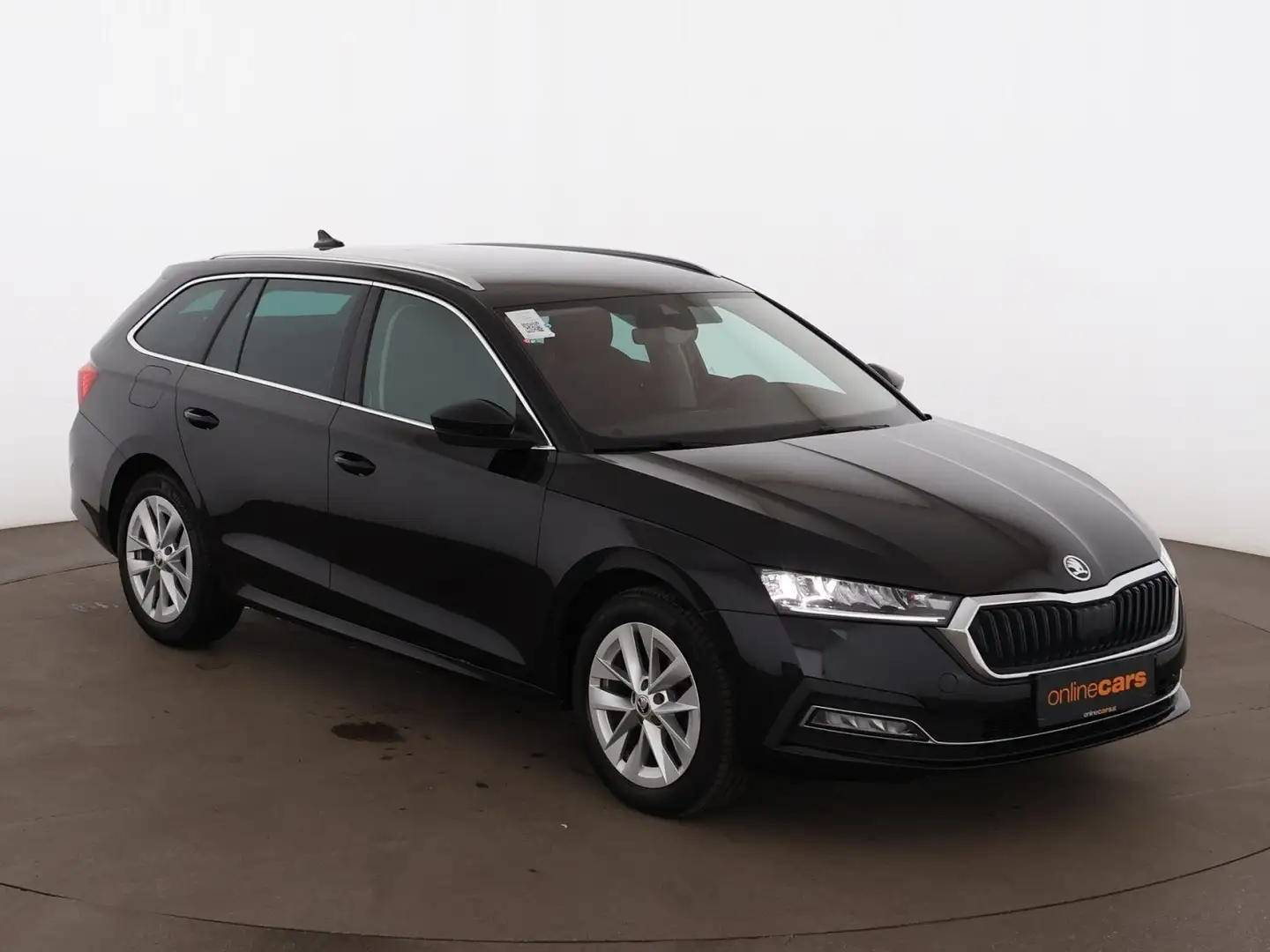 Skoda Octavia Combi 2.0 TDI Style Aut LED HEAD-UP AHK Schwarz - 2