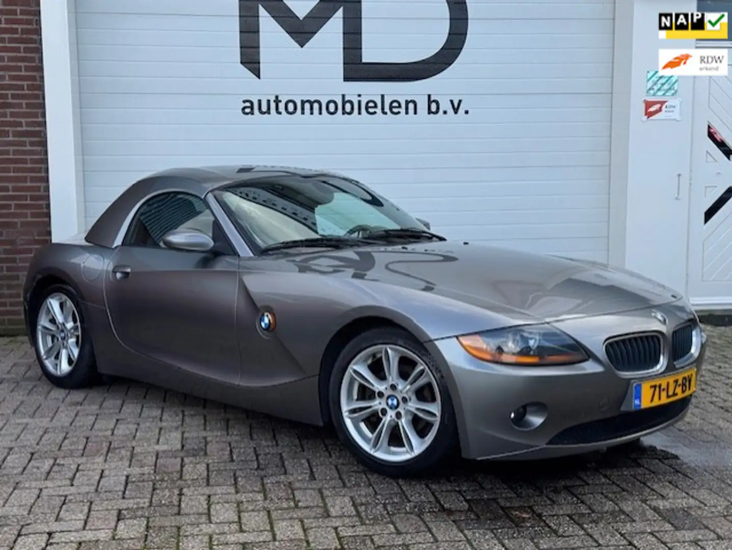 BMW Z4 Roadster 2.5i S -Origineel NL-NAP-Hardtop-liefhebb Grau - 1