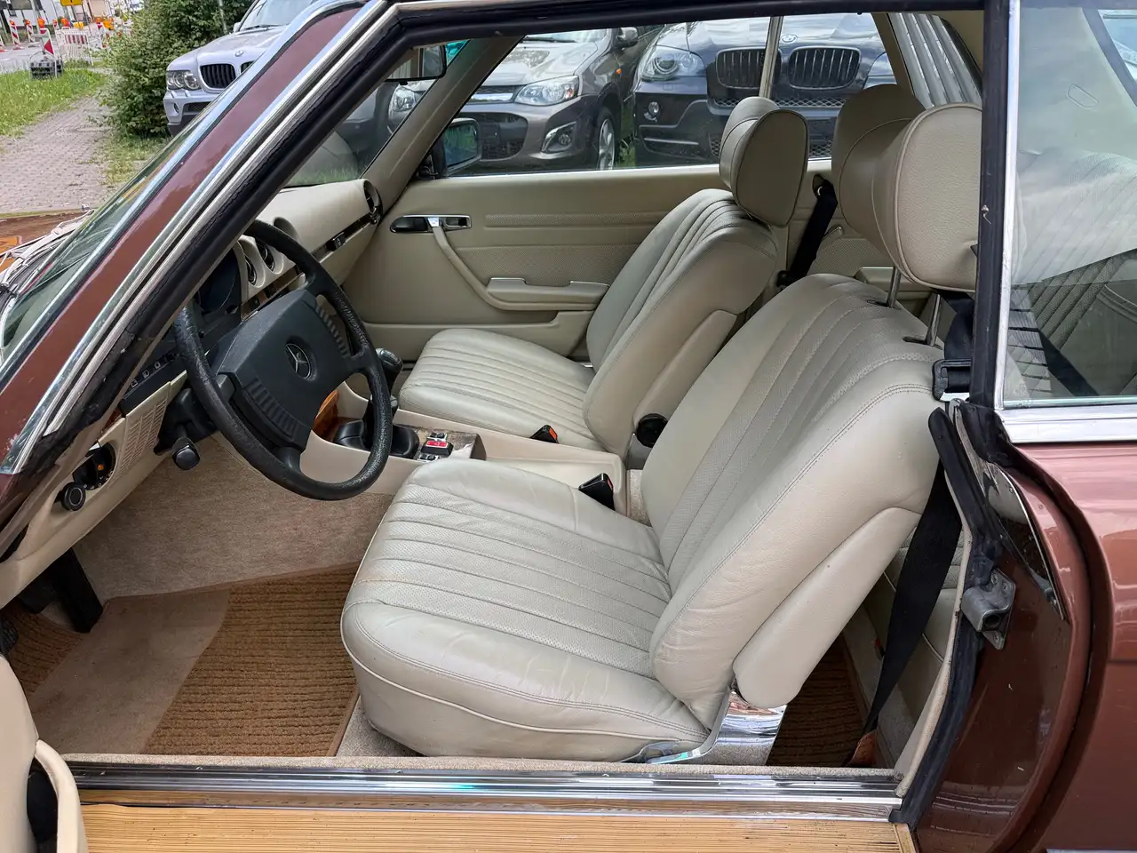 Mercedes-Benz SLC 280 Oldtimer Klima Schalter Lederausstattung in beige, foto 9